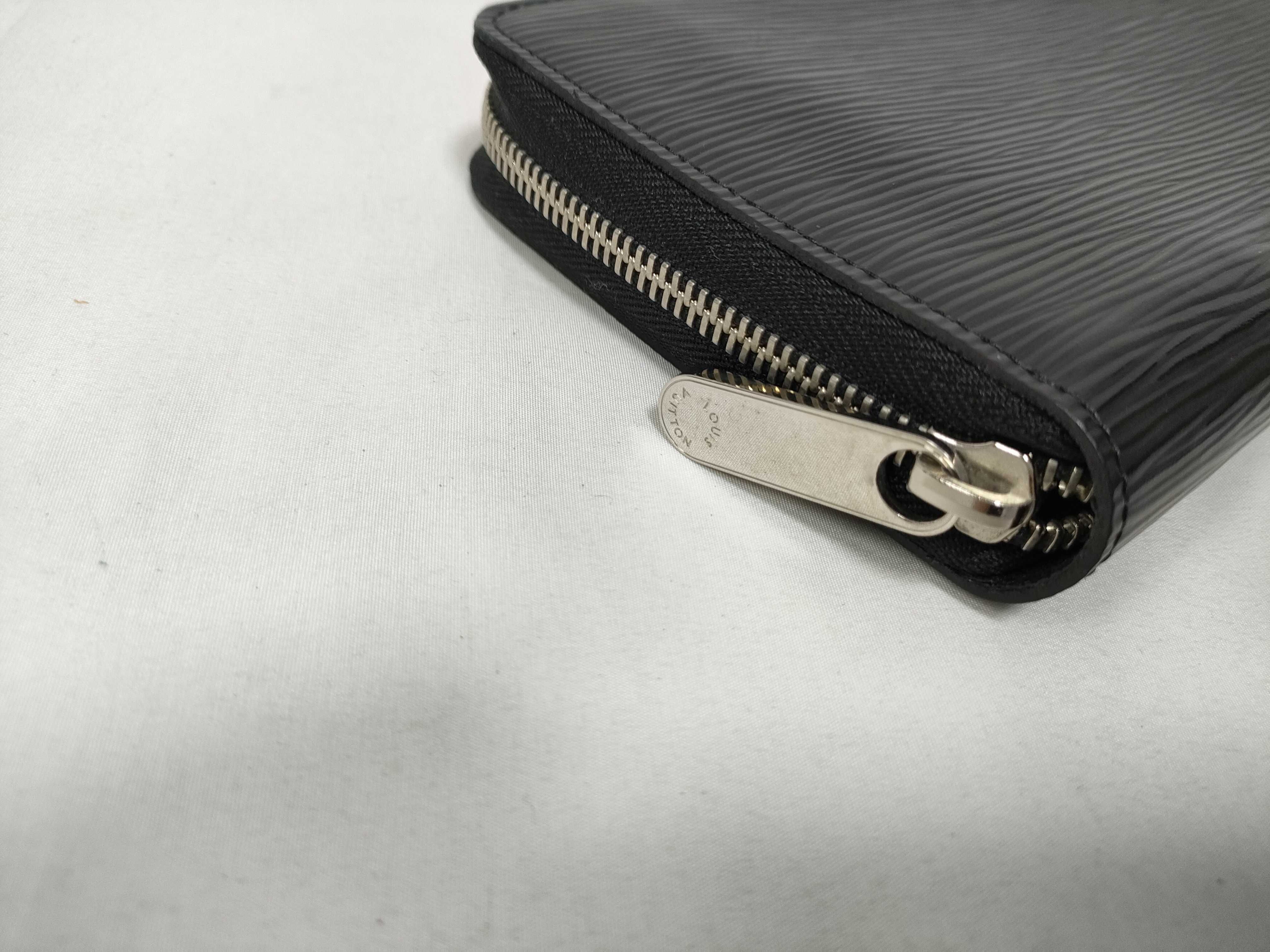 Epi Vuitton Wallet — view 6