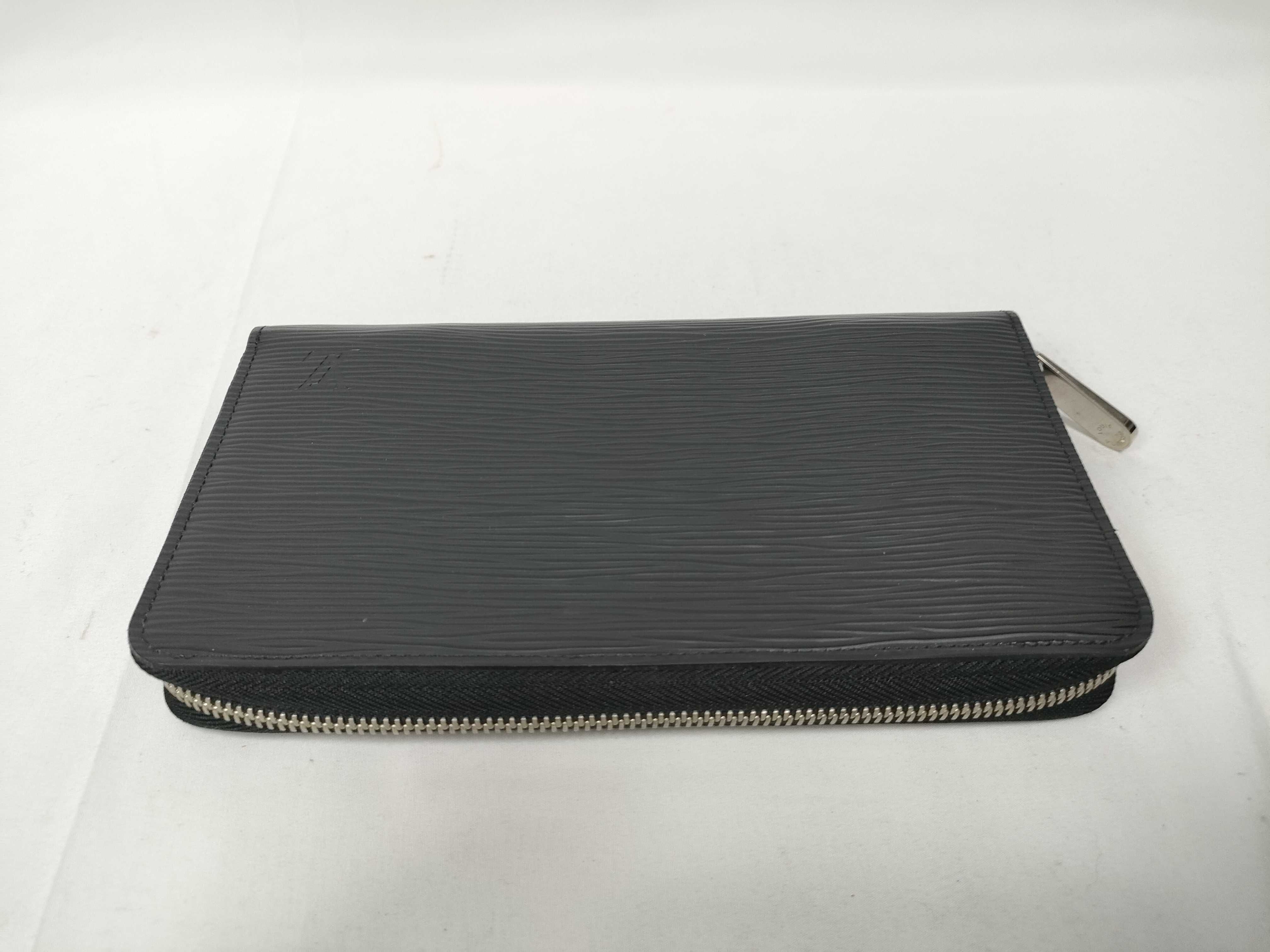 Epi Vuitton Wallet — view 7