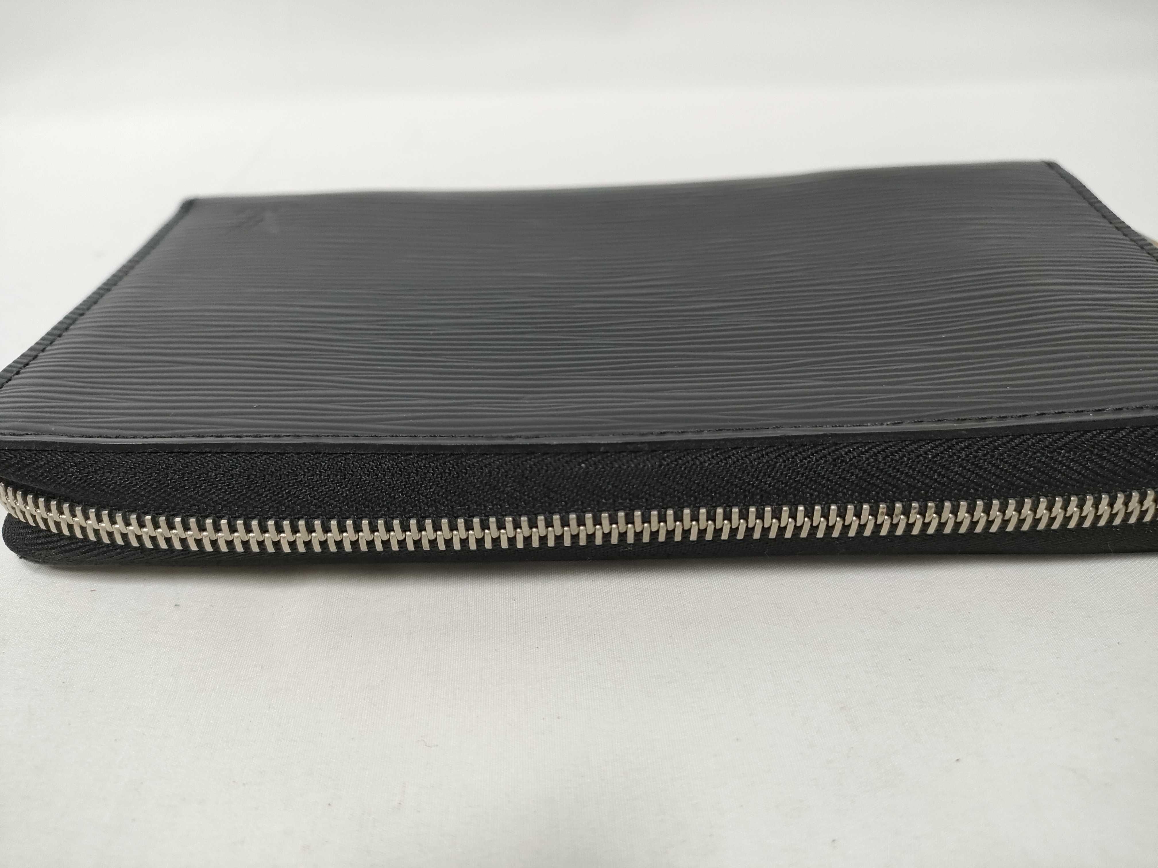 Epi Vuitton Wallet — view 8