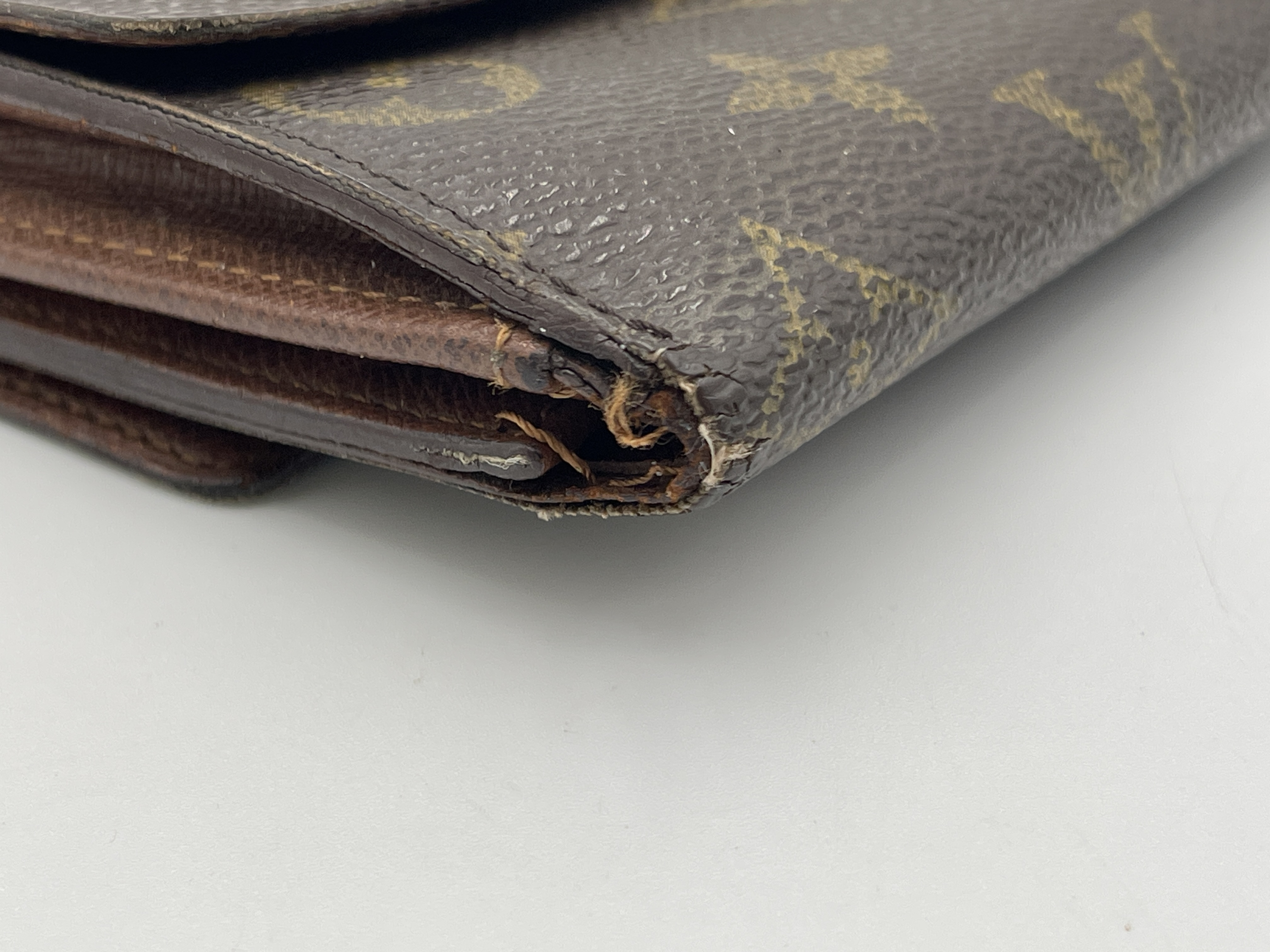 Monogram Portomone Bier Cult Credit M61652 SP0091 Fold Wallet — view 4