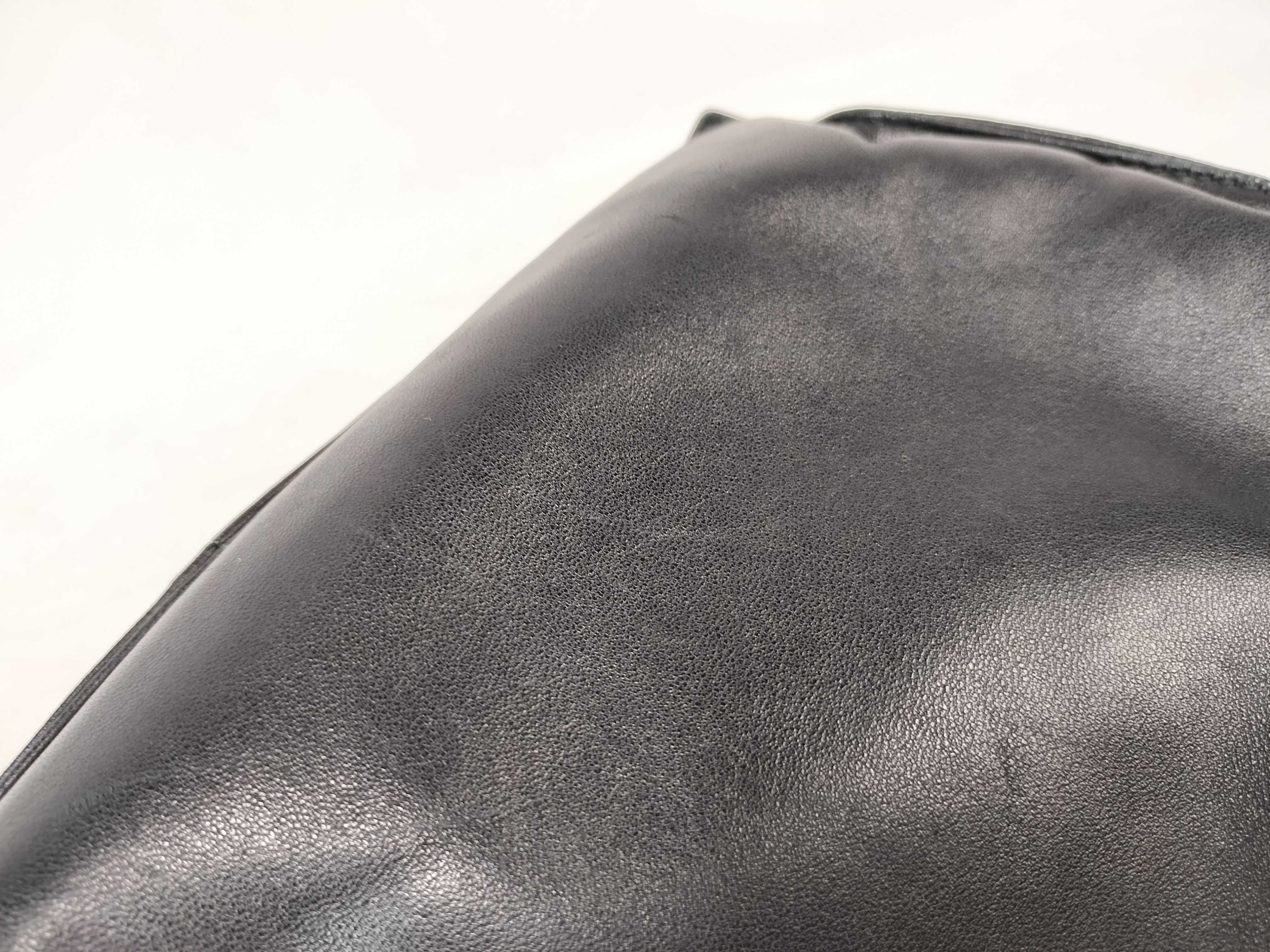 Leather Flamenco Shoulder Bag — view 14