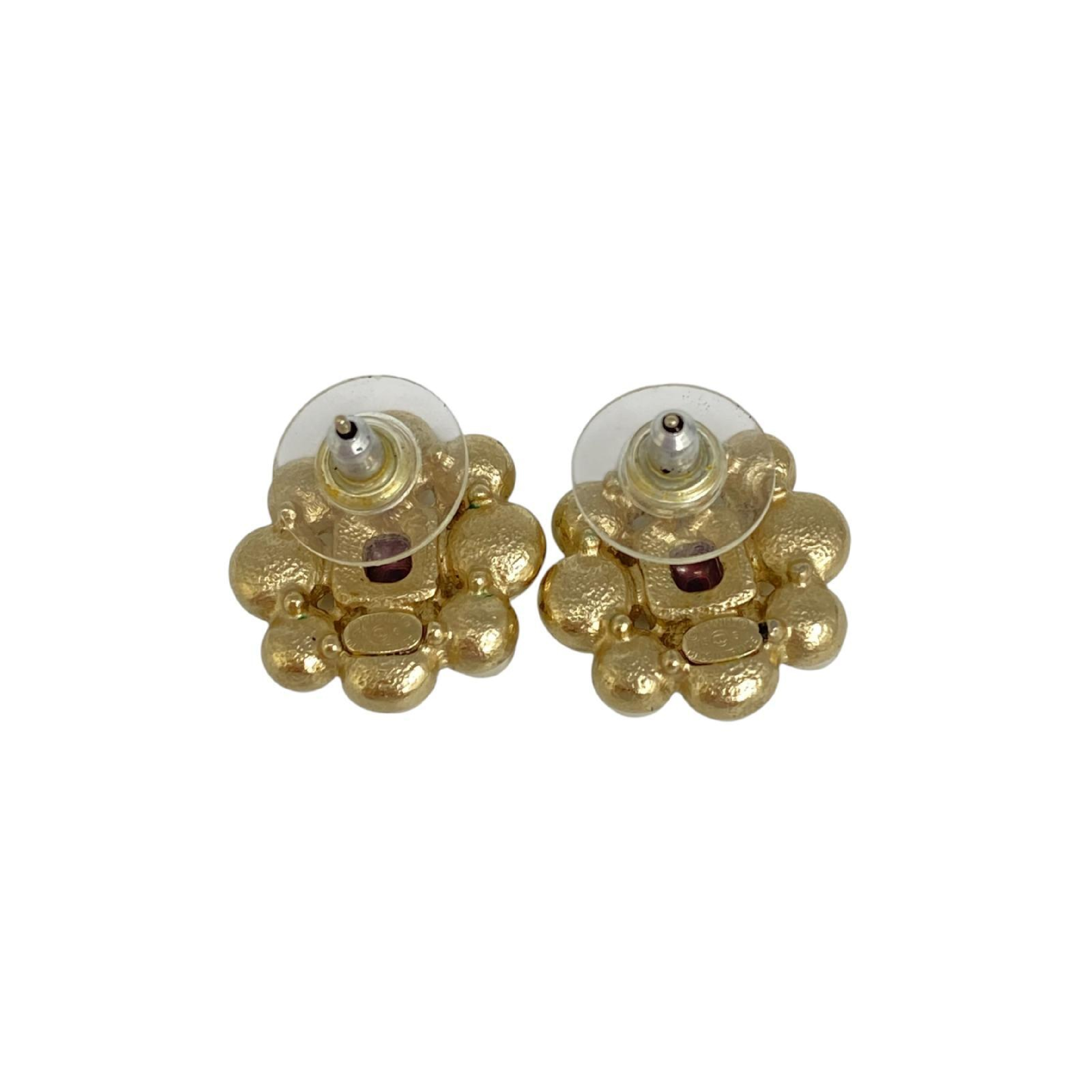 【*Shipped from: Hong Kong*】CHANEL ( ) Gold-colored faux pearl A15S earrings — view 5