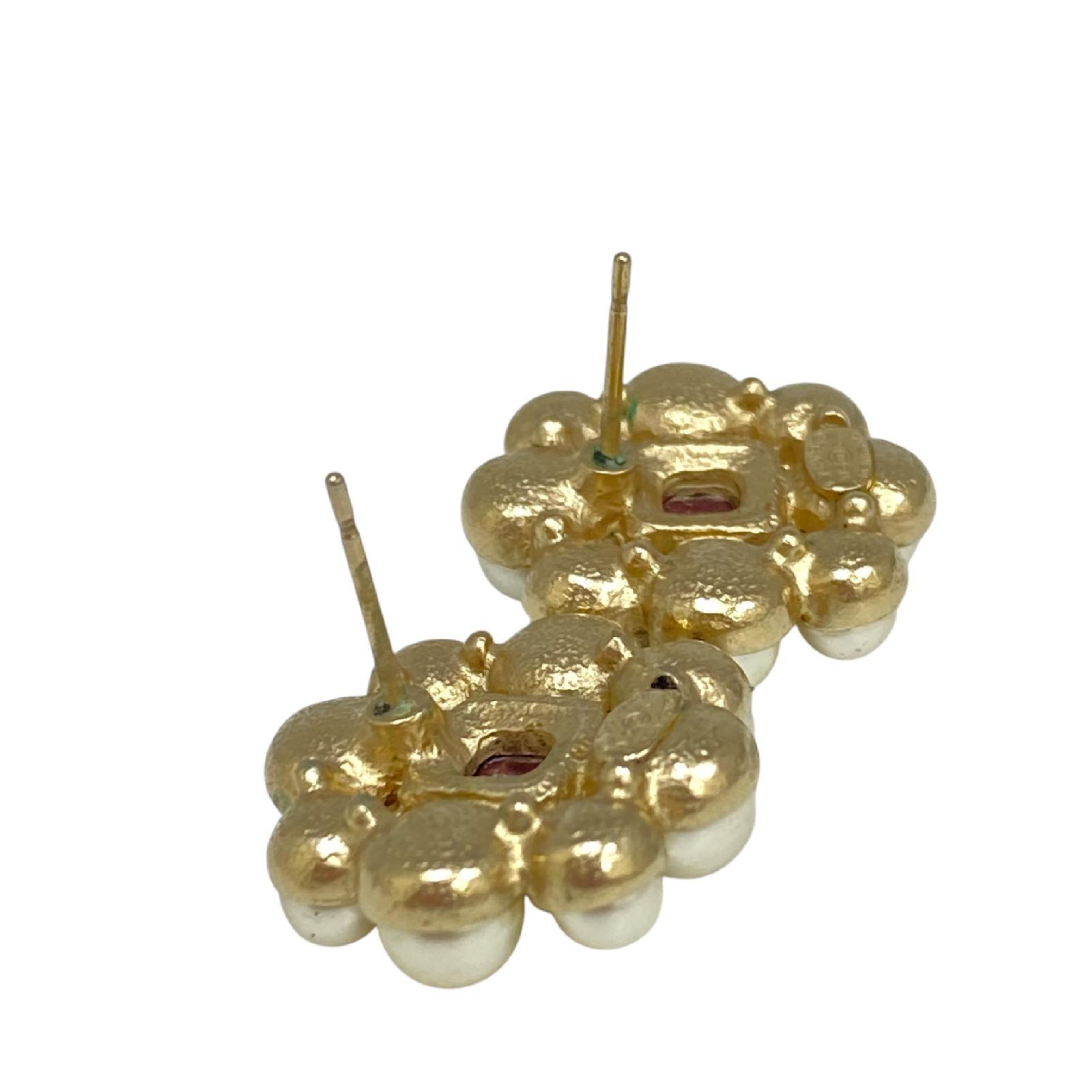 【*Shipped from: Hong Kong*】CHANEL ( ) Gold-colored faux pearl A15S earrings — view 7