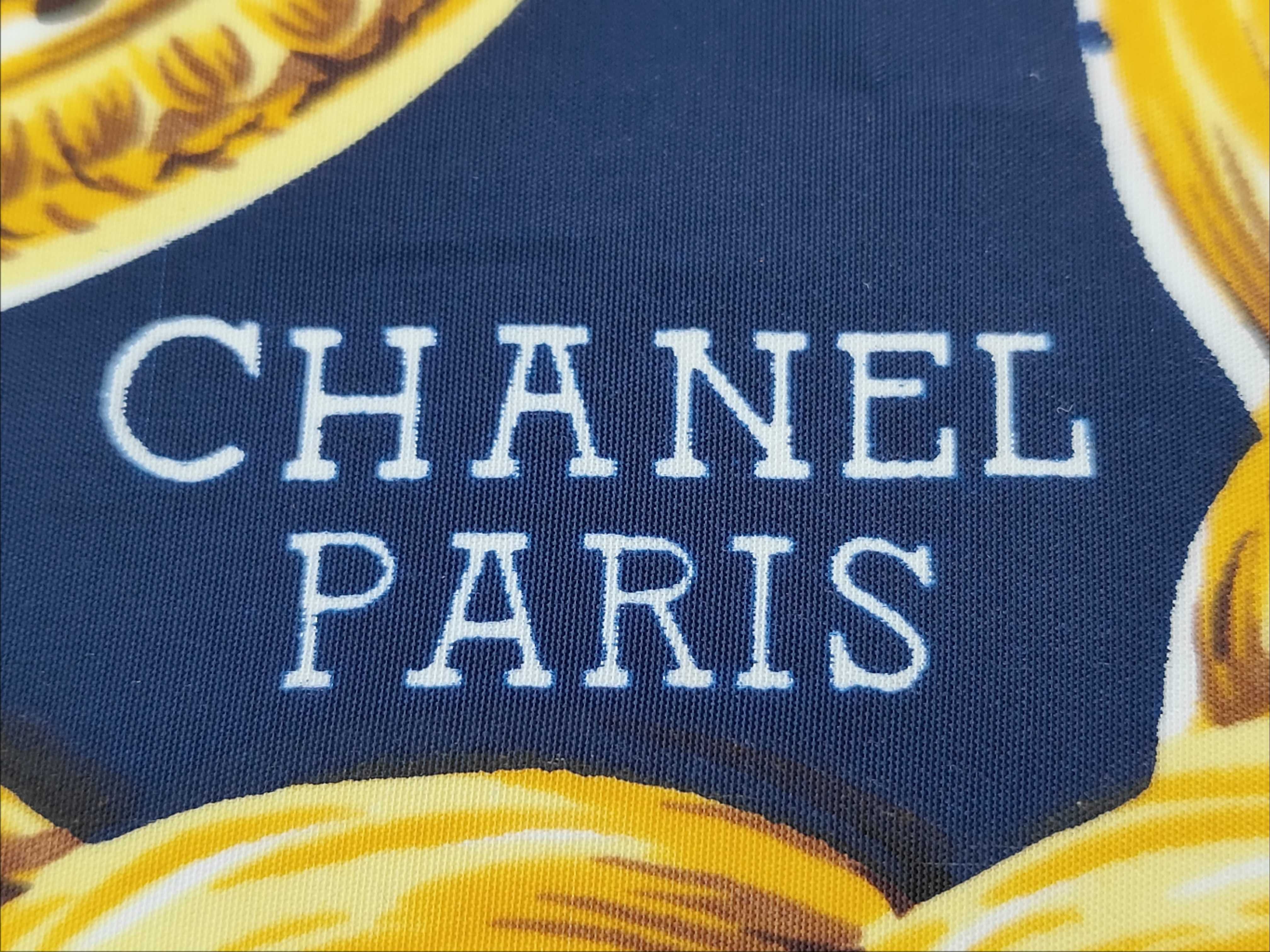 scarves and other accessories — view 4