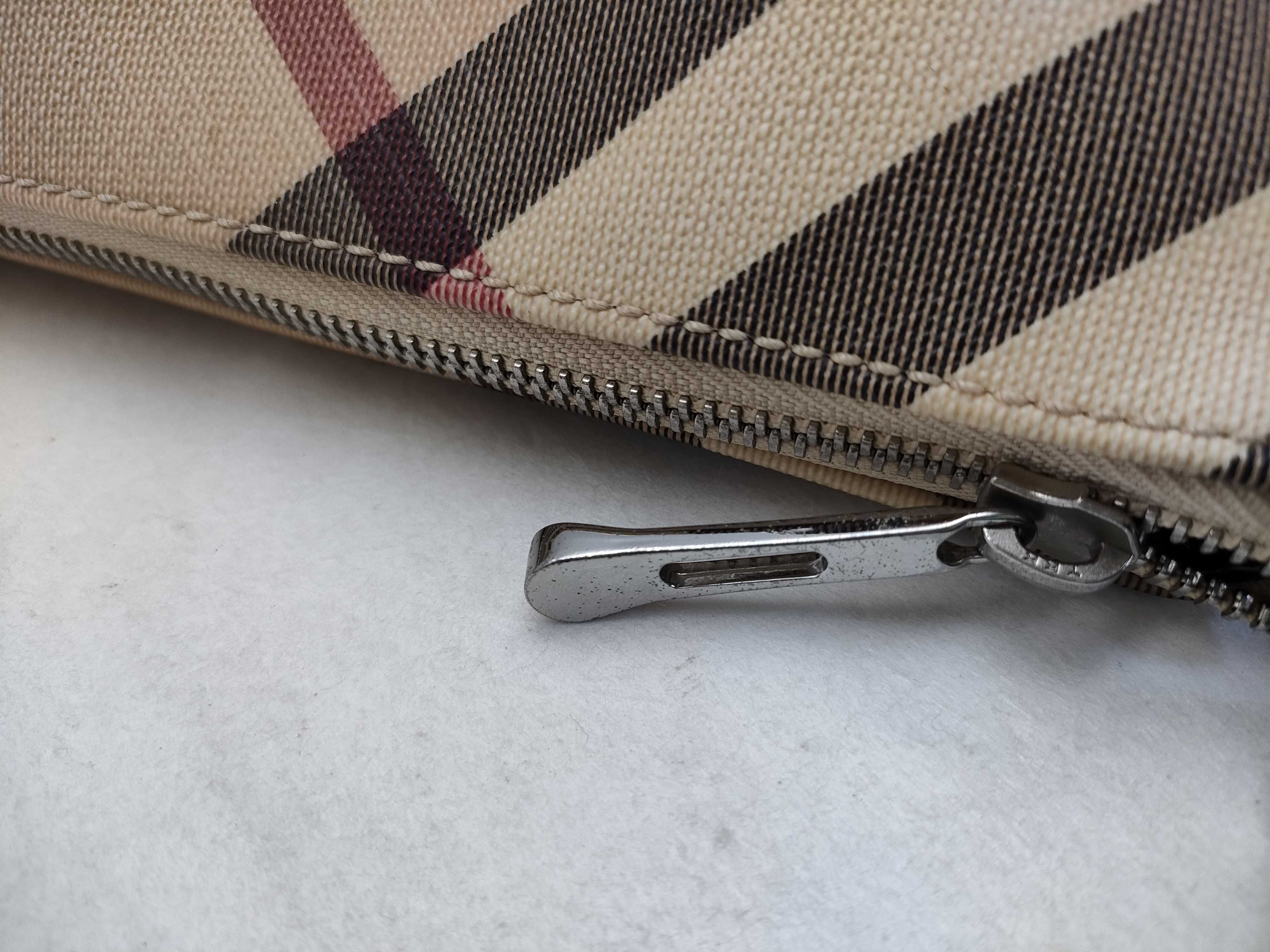 Nova Check Leather x PVC Accessory Pouch Handbag Pouch — view 7