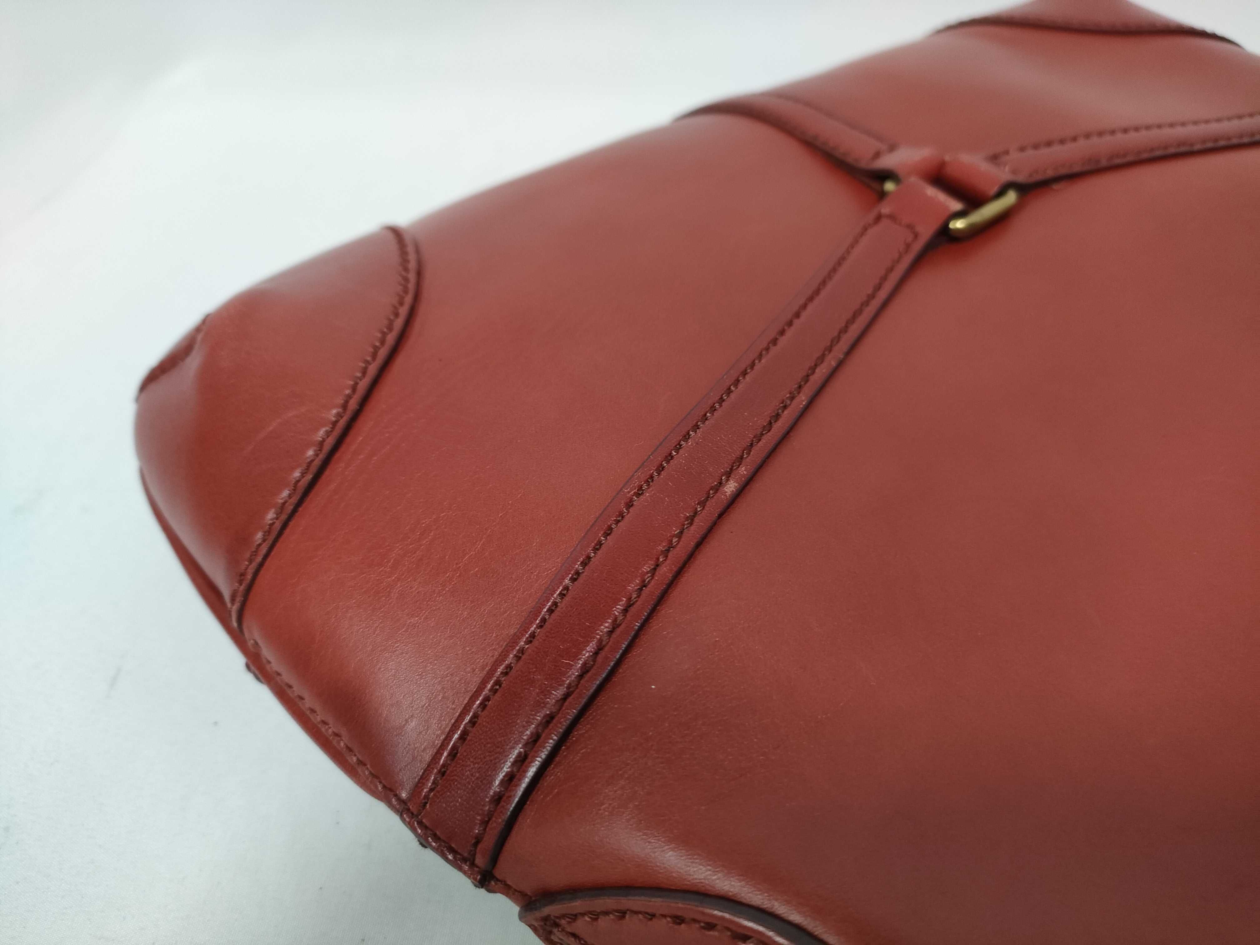 One-Shoulder Bag, Interlocking Leather Shoulder Bag — view 8