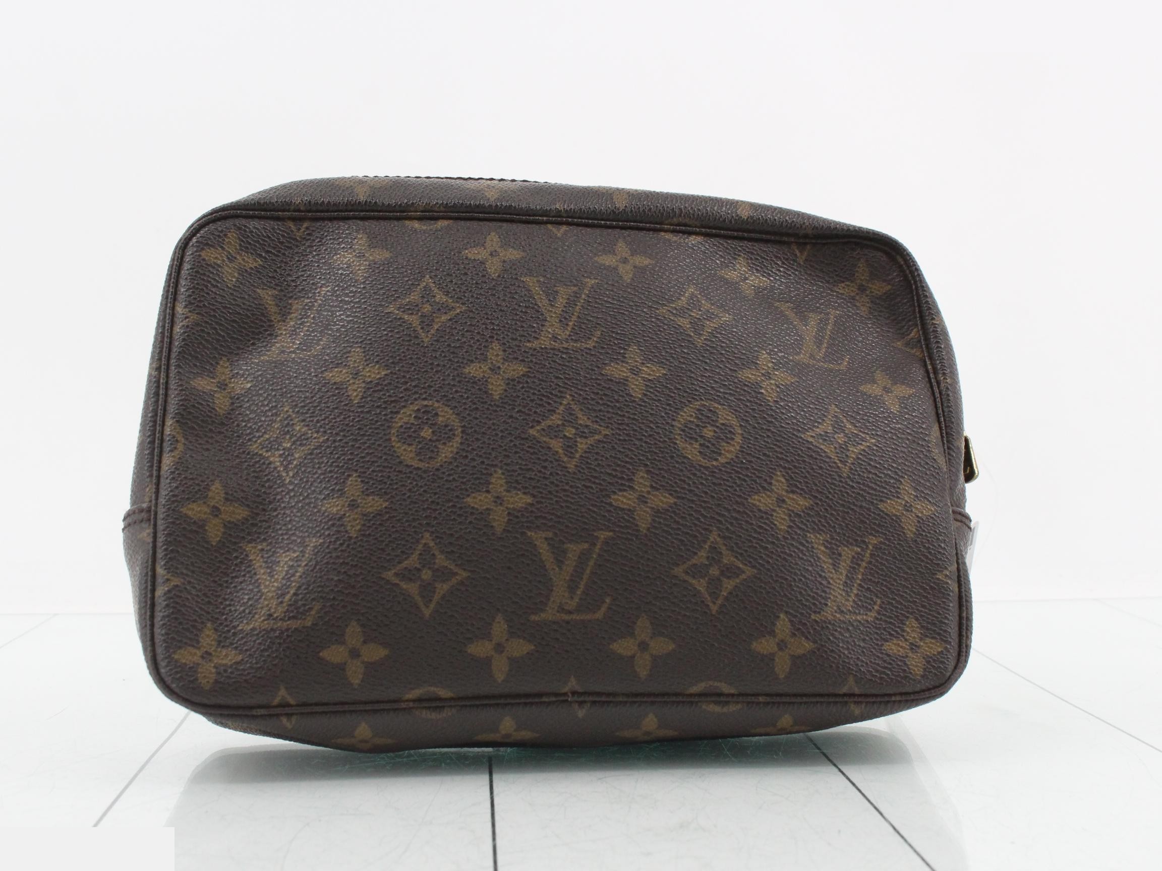 Trousses Toilette 28 Monogram M47522 — view 2