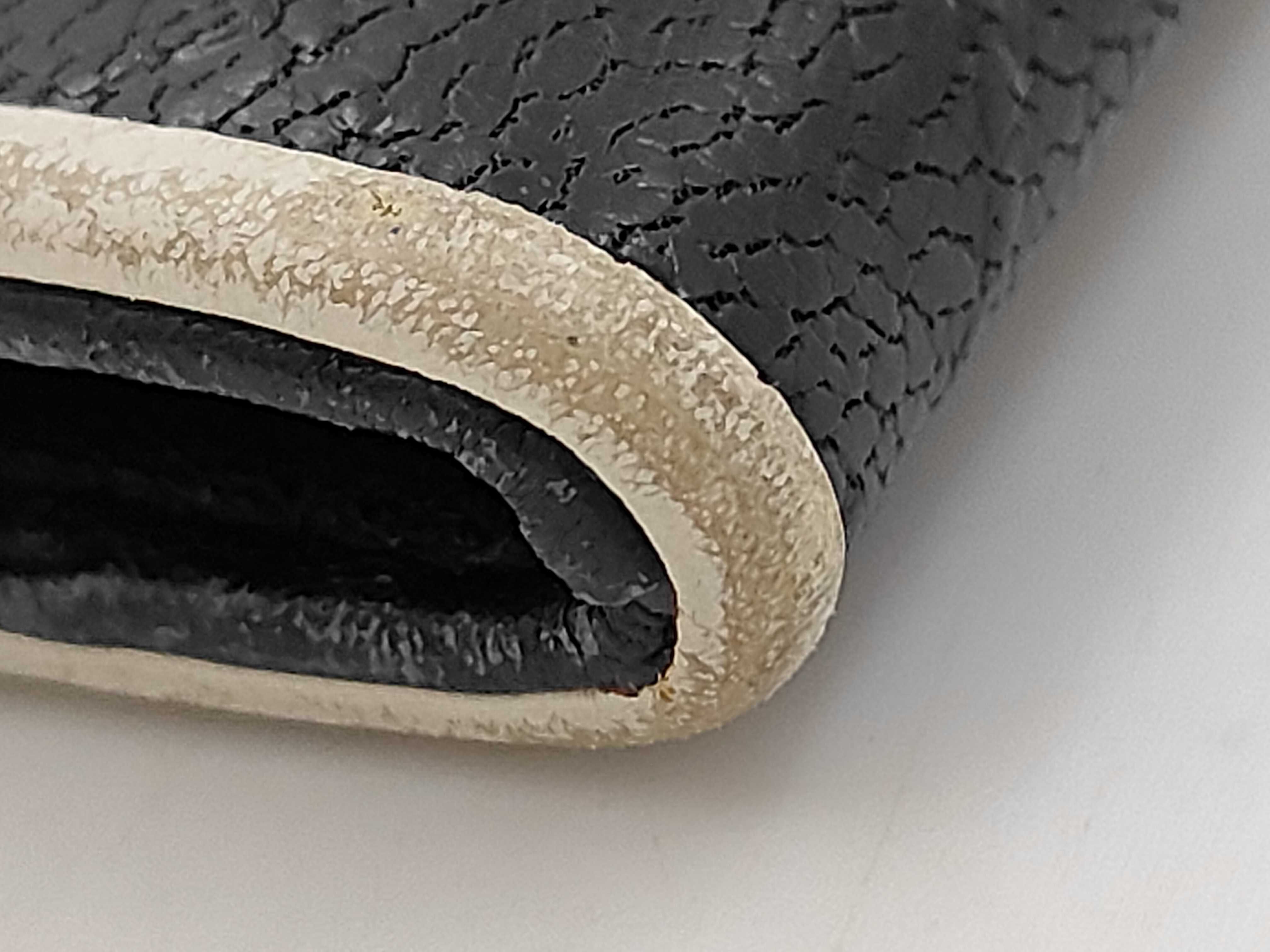 Matelassé Coin Case, Caviar Leather, Coco Mark, Black & White — view 3