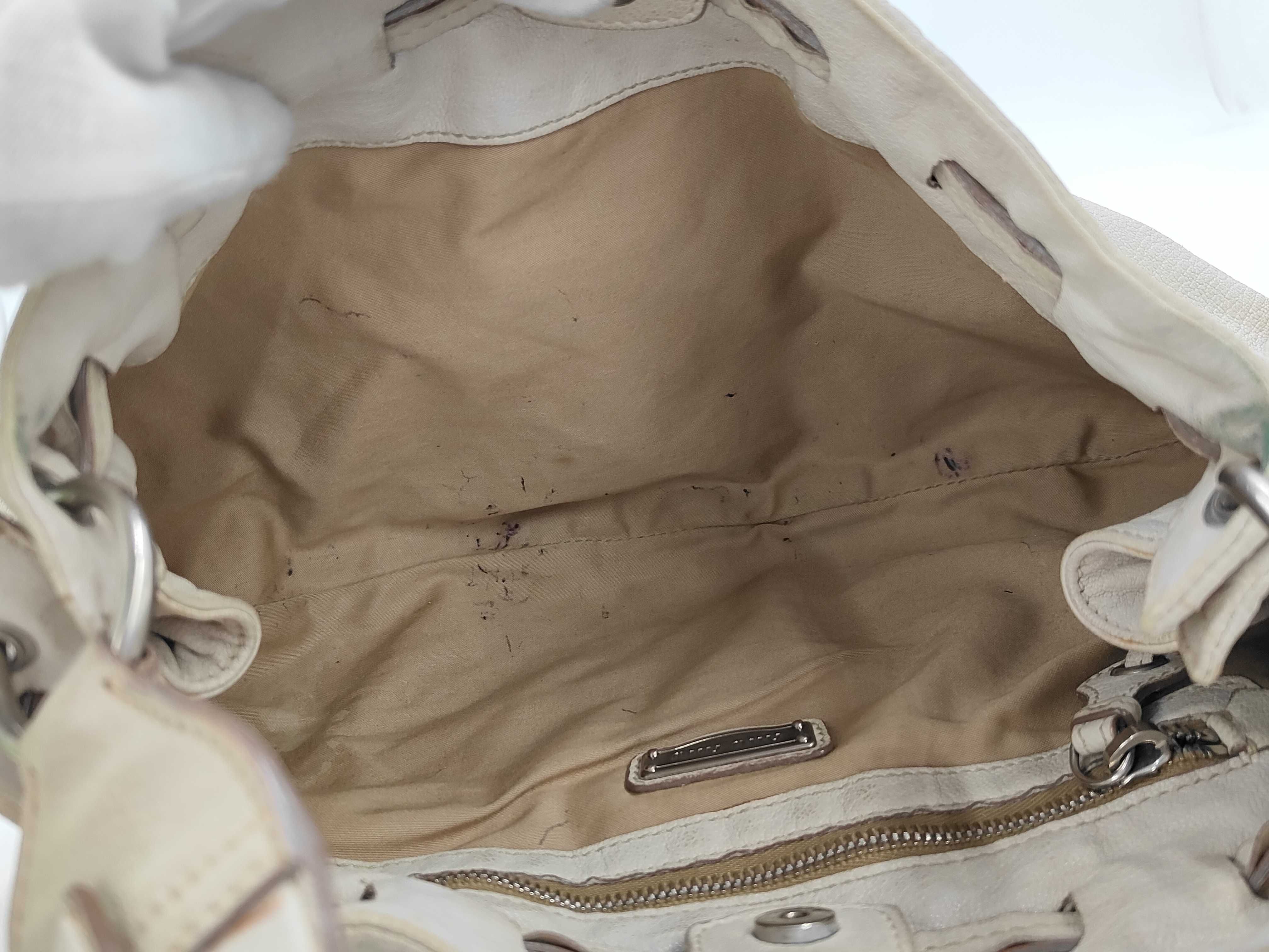 One Leather White Shoulder Bag — view 8