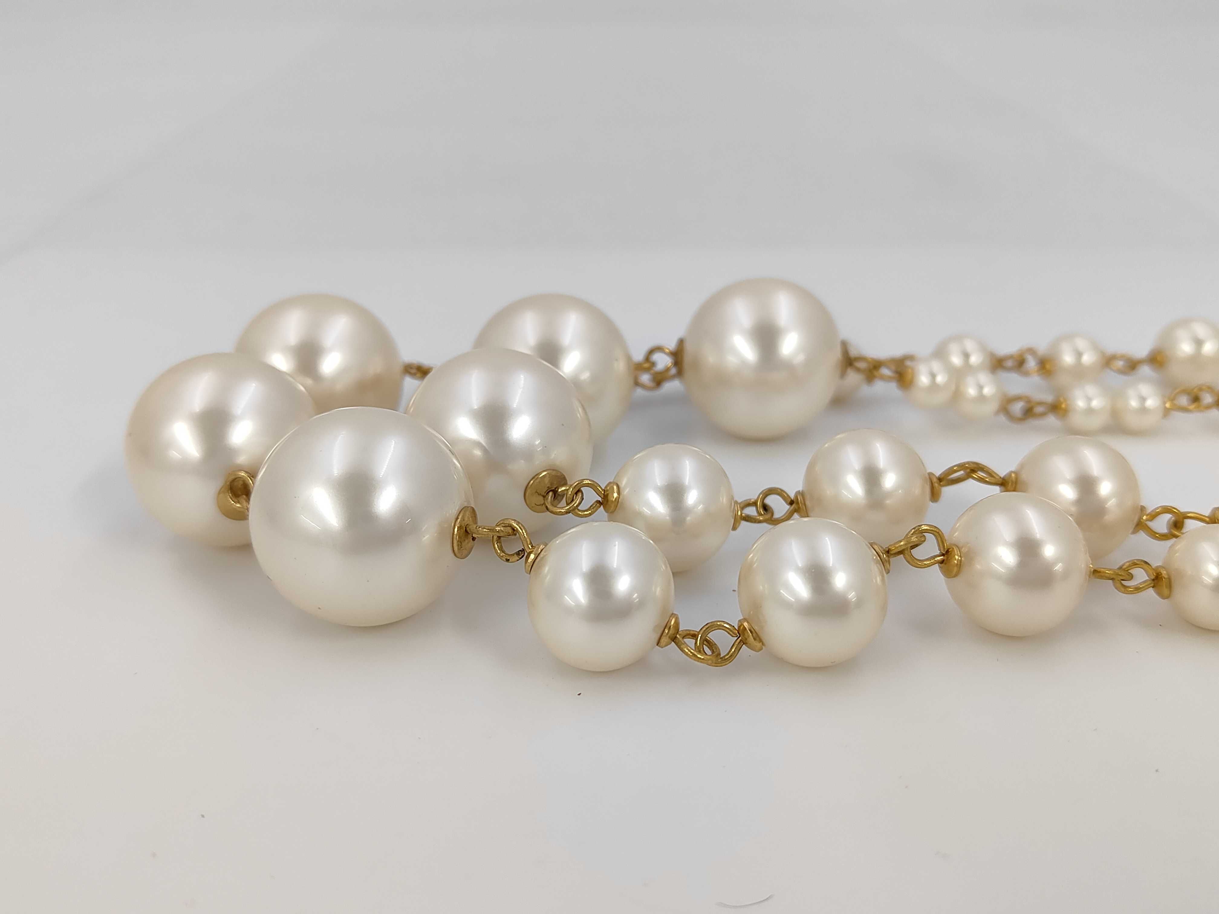 Coco Pearl White x Gold Necklace — view 3