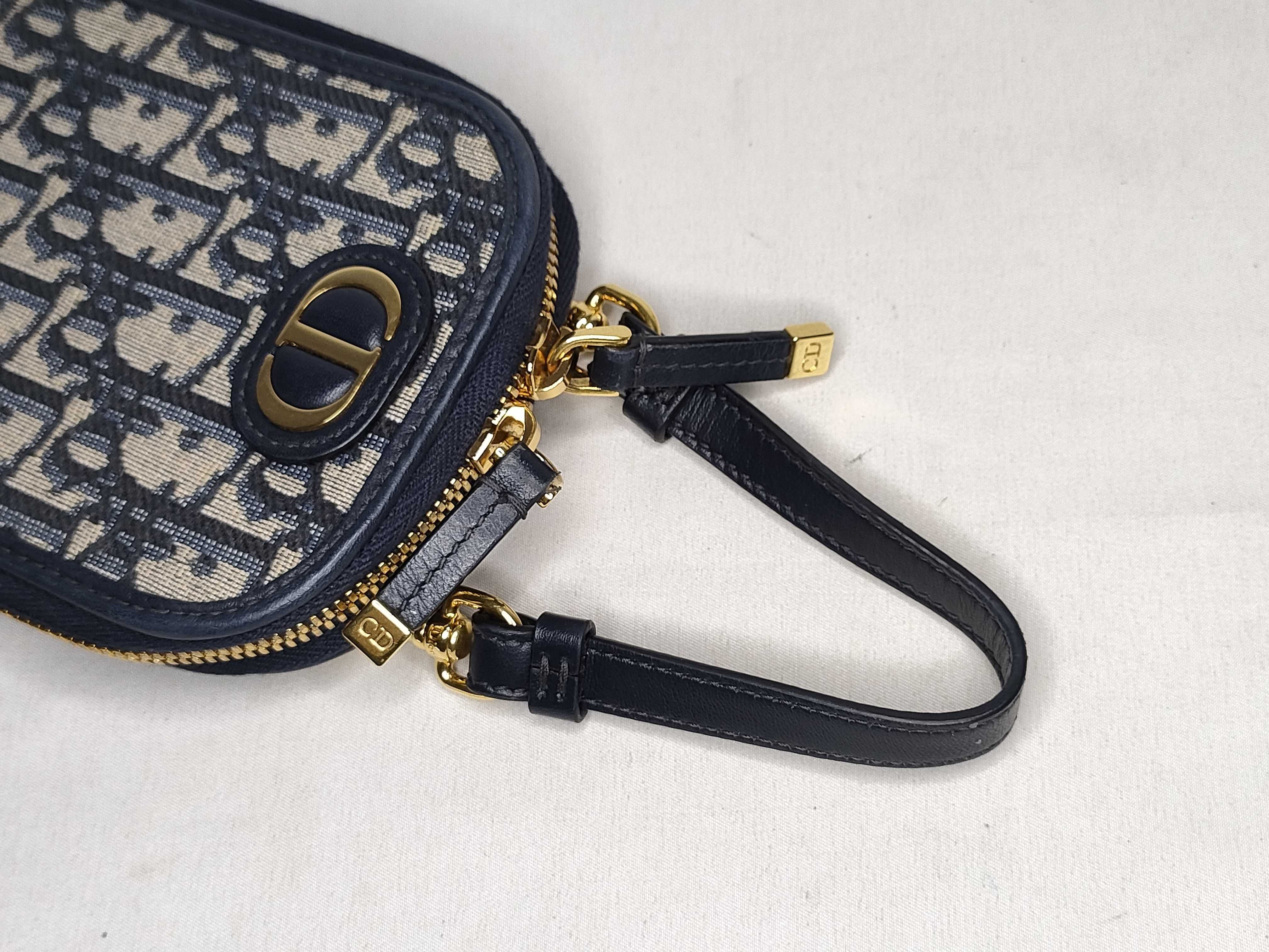 Trotter SG-30 Montaigne Canvas & Leather Phone Pouch Navy Blue 98-MA Handbag — view 3