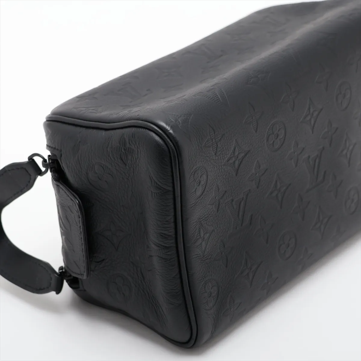 Monogram Shadow Dopp Kit M12645 Black (RFID detected) — view 4