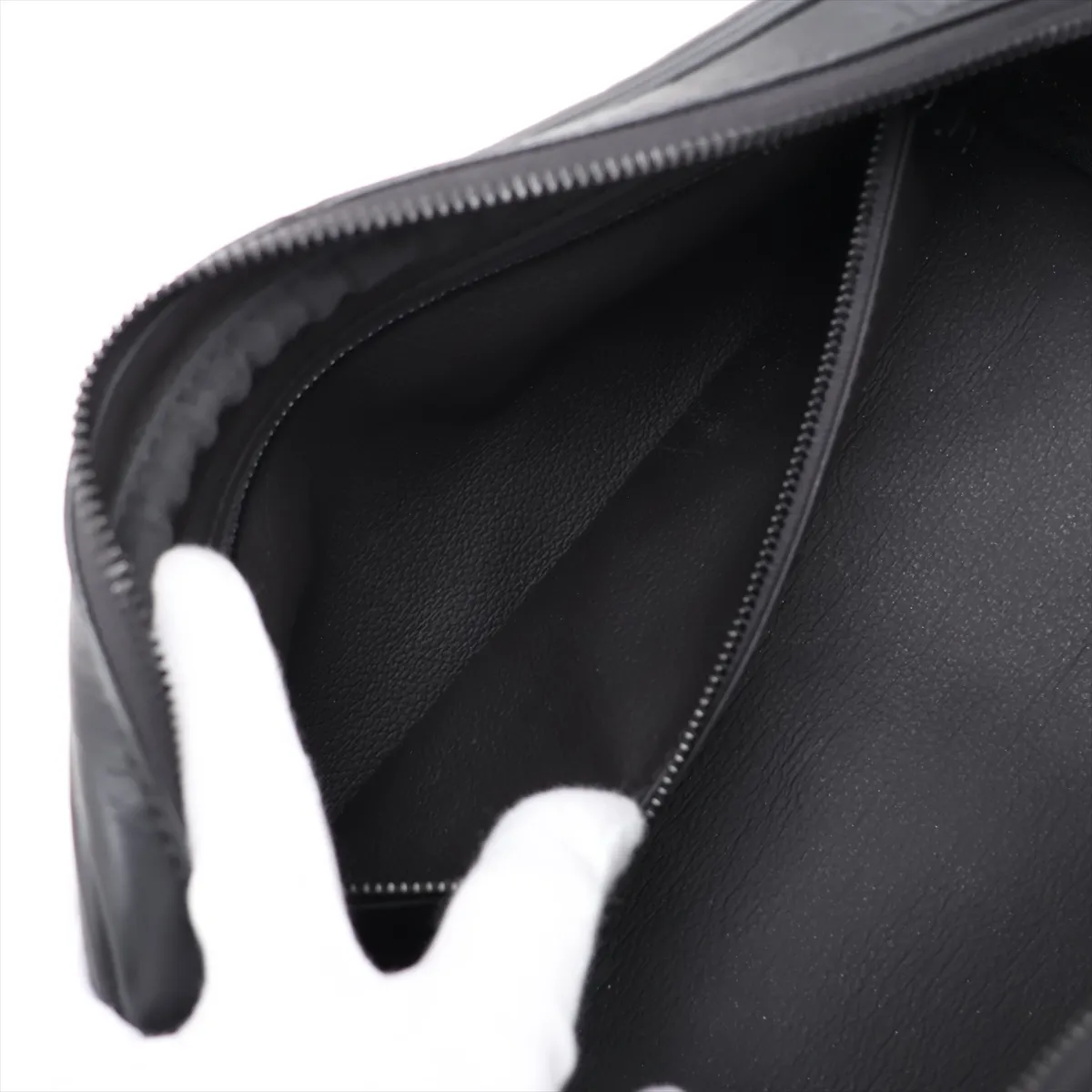 Monogram Shadow Dopp Kit M12645 Black (RFID detected) — view 6