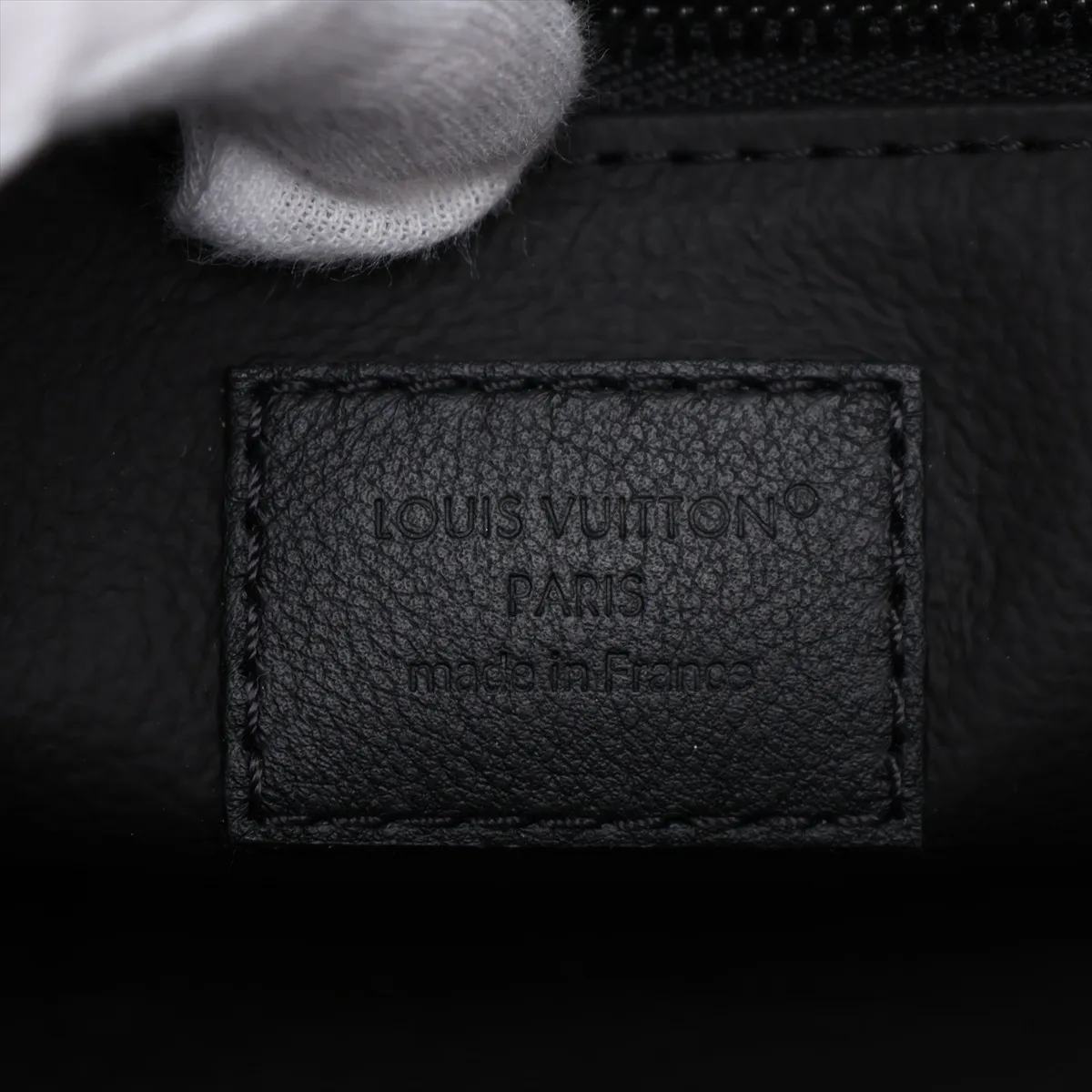Monogram Shadow Dopp Kit M12645 Black (RFID detected) — view 7