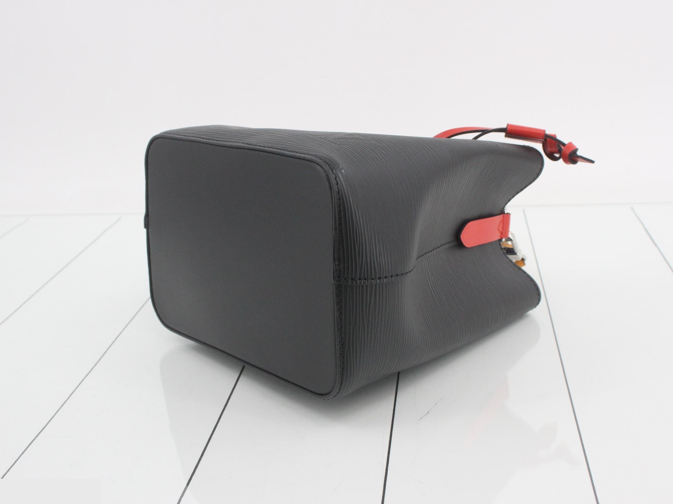 Epi NeoNoe BB Noir Saffron Shoulder Bag — view 6