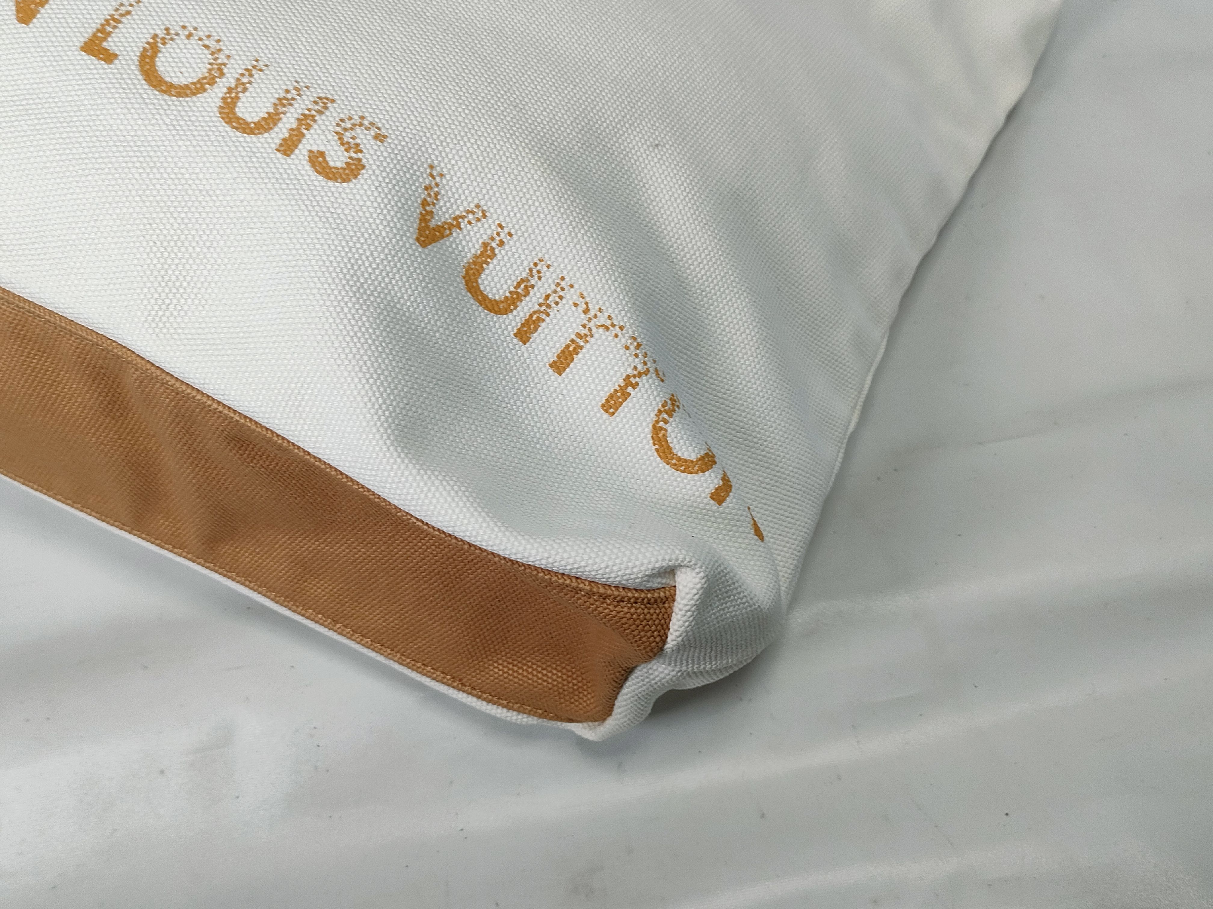 FONDATION Tote Bag — view 6