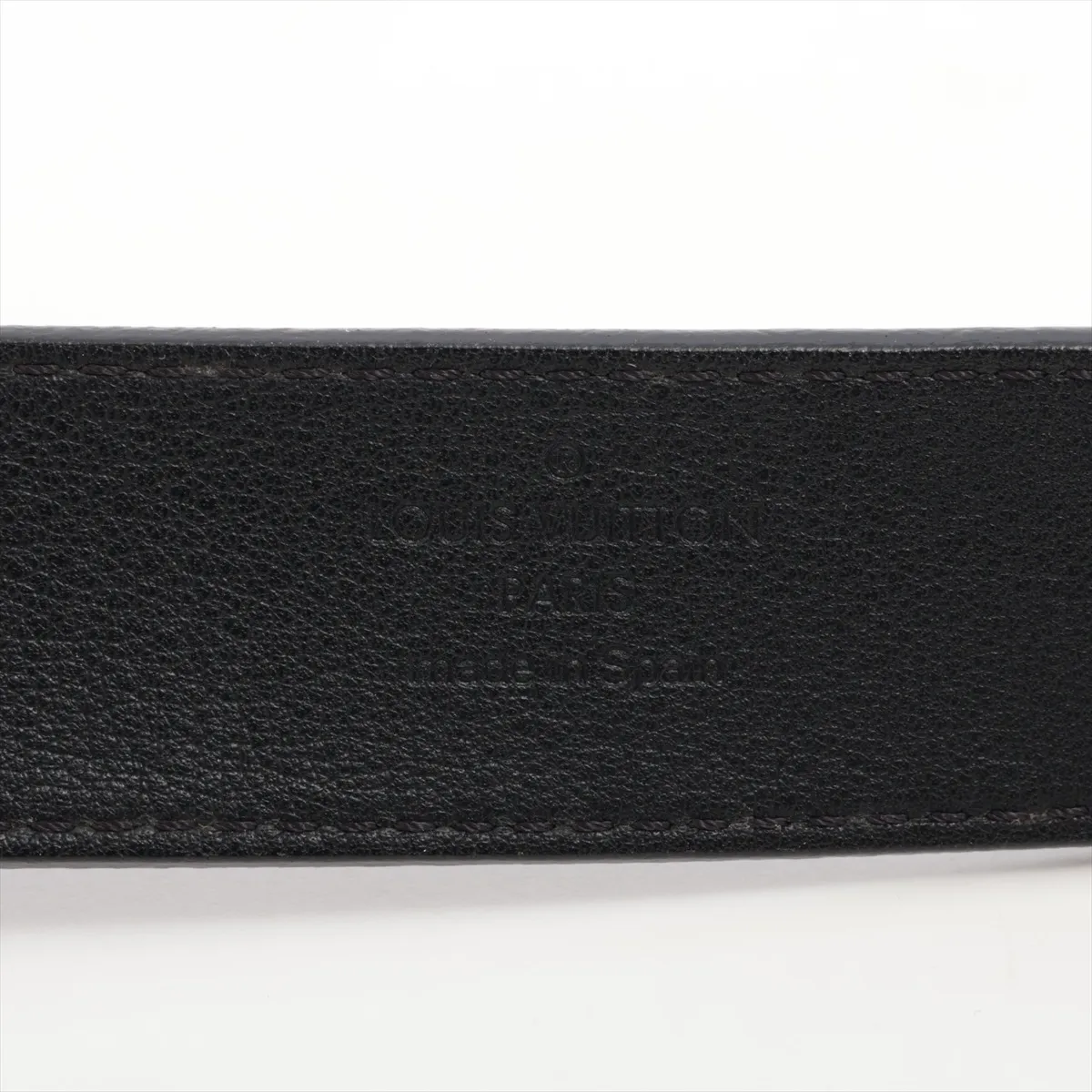 M9360 Ceinture Twist BC4116 Belt, size 90, Leather, Black. Shows signs of wear including — view 5