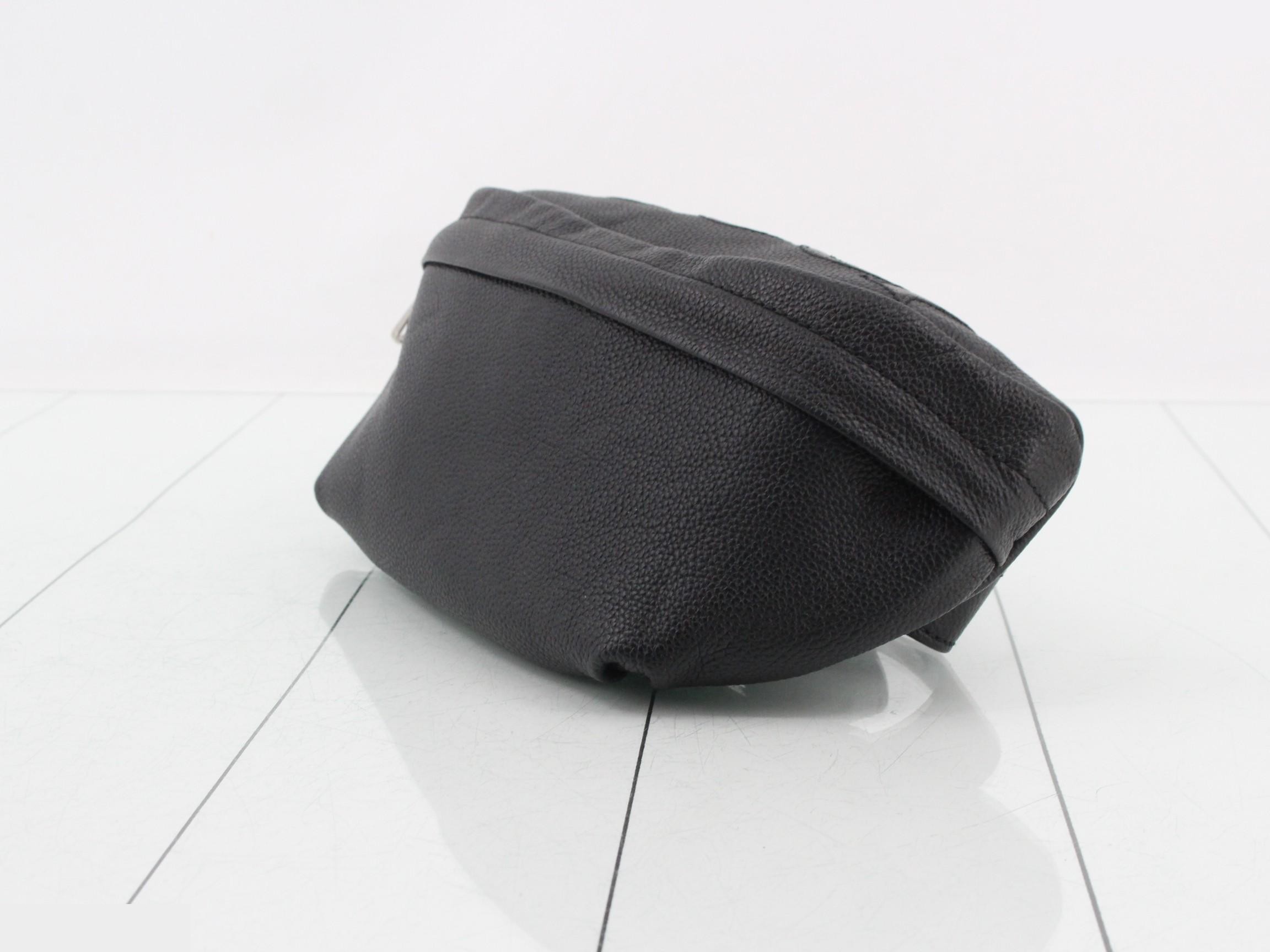 Logo Body Bag — view 6