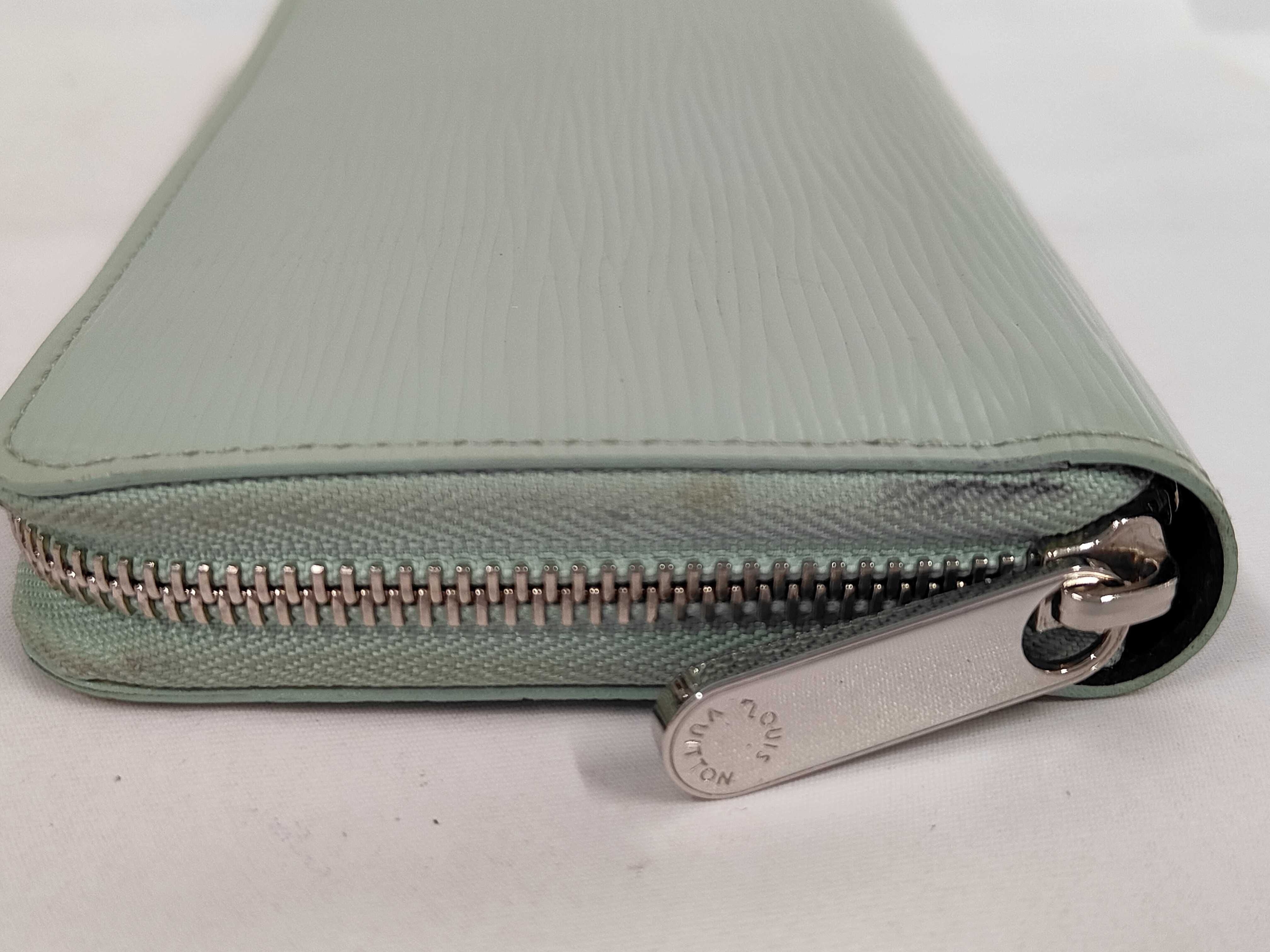 Epi Electric Zippy Wallet Long Wallet CA0192 M60313 — view 5