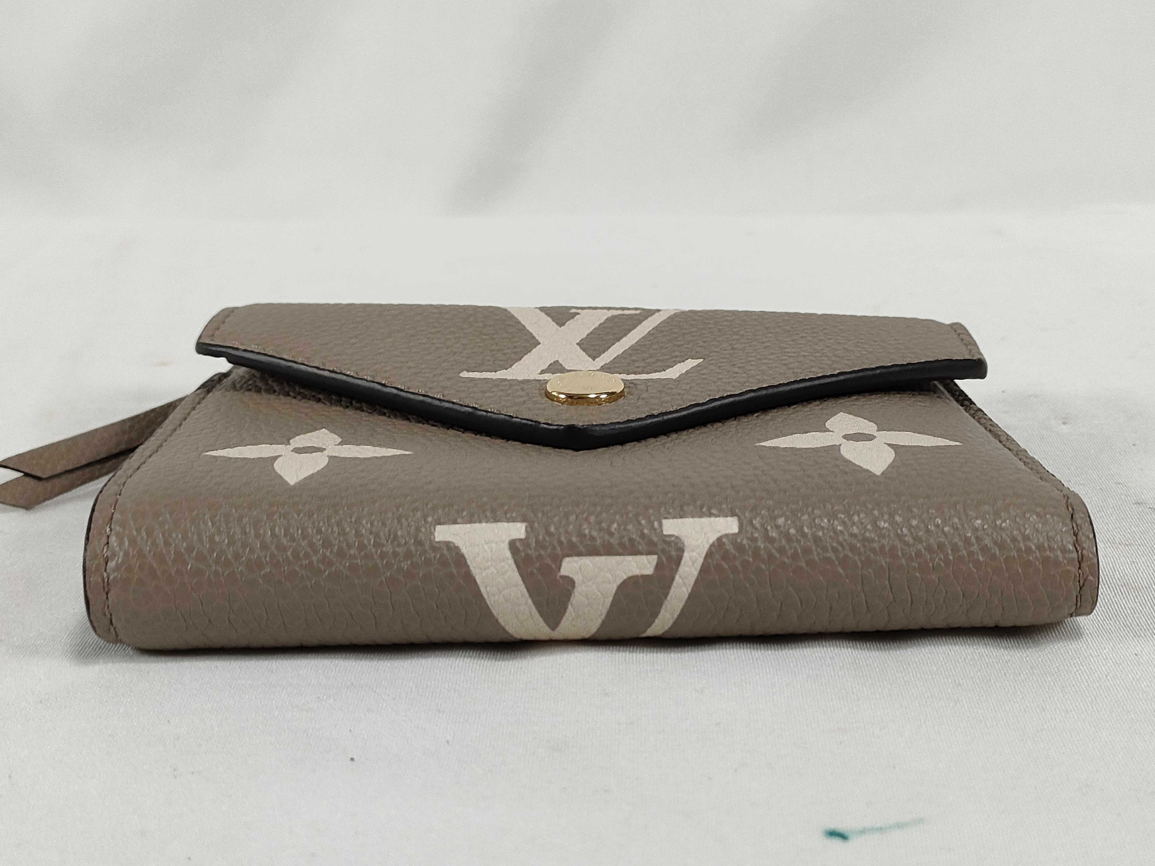 Monogram Victorine Compact Greige Giant Monogram Wallet — view 3