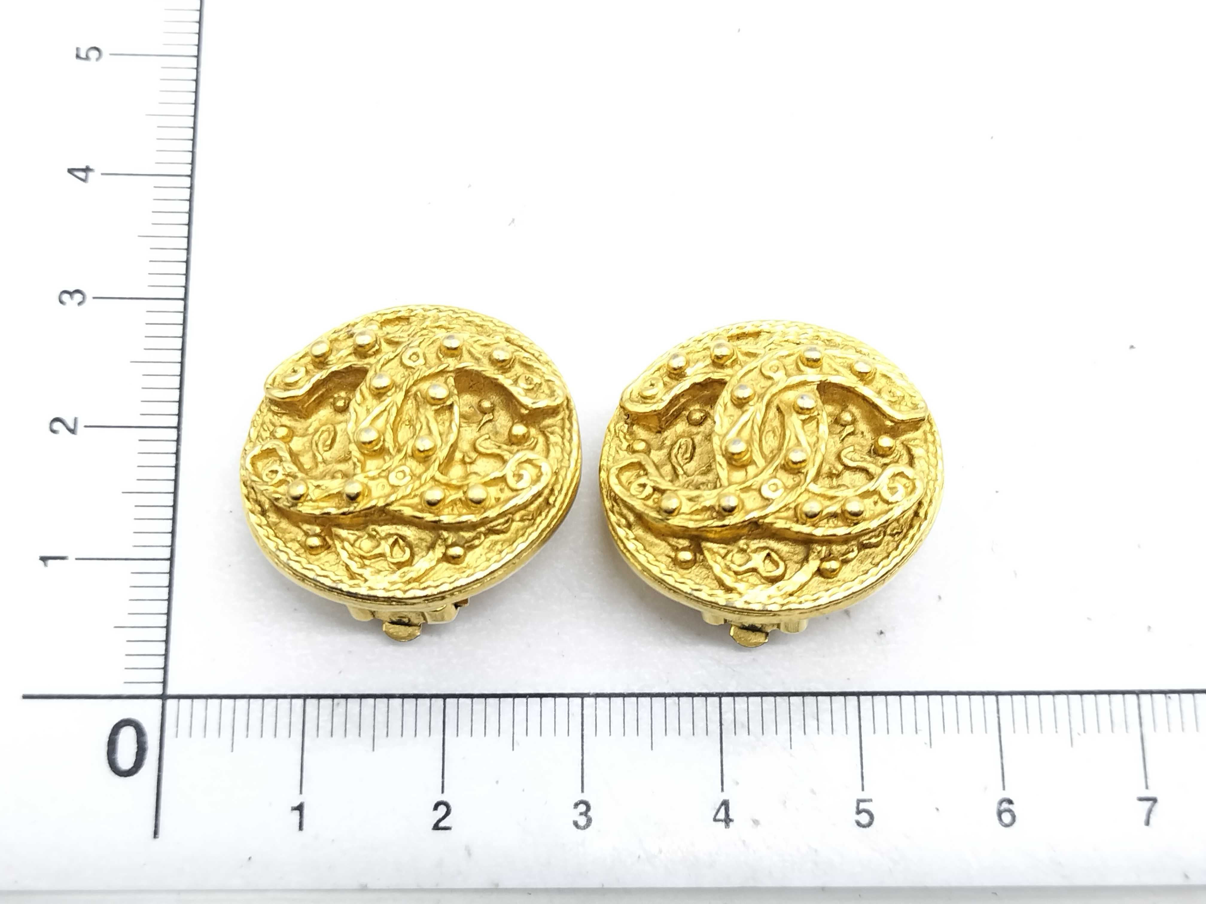 Coco Earrings/Gold (Missing rubber padding) — view 6