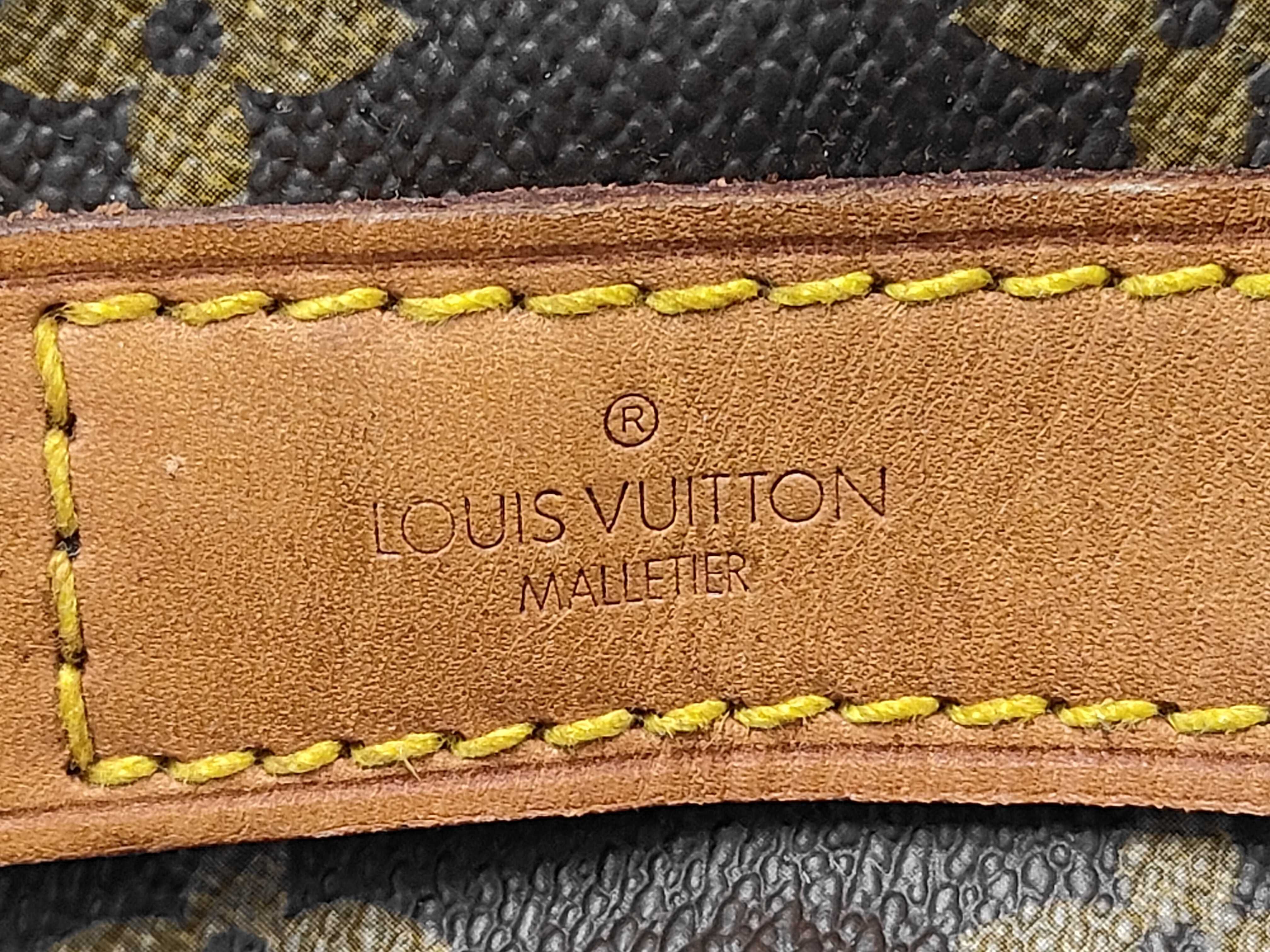 Keepall Bandoulière Boston Bag — view 9