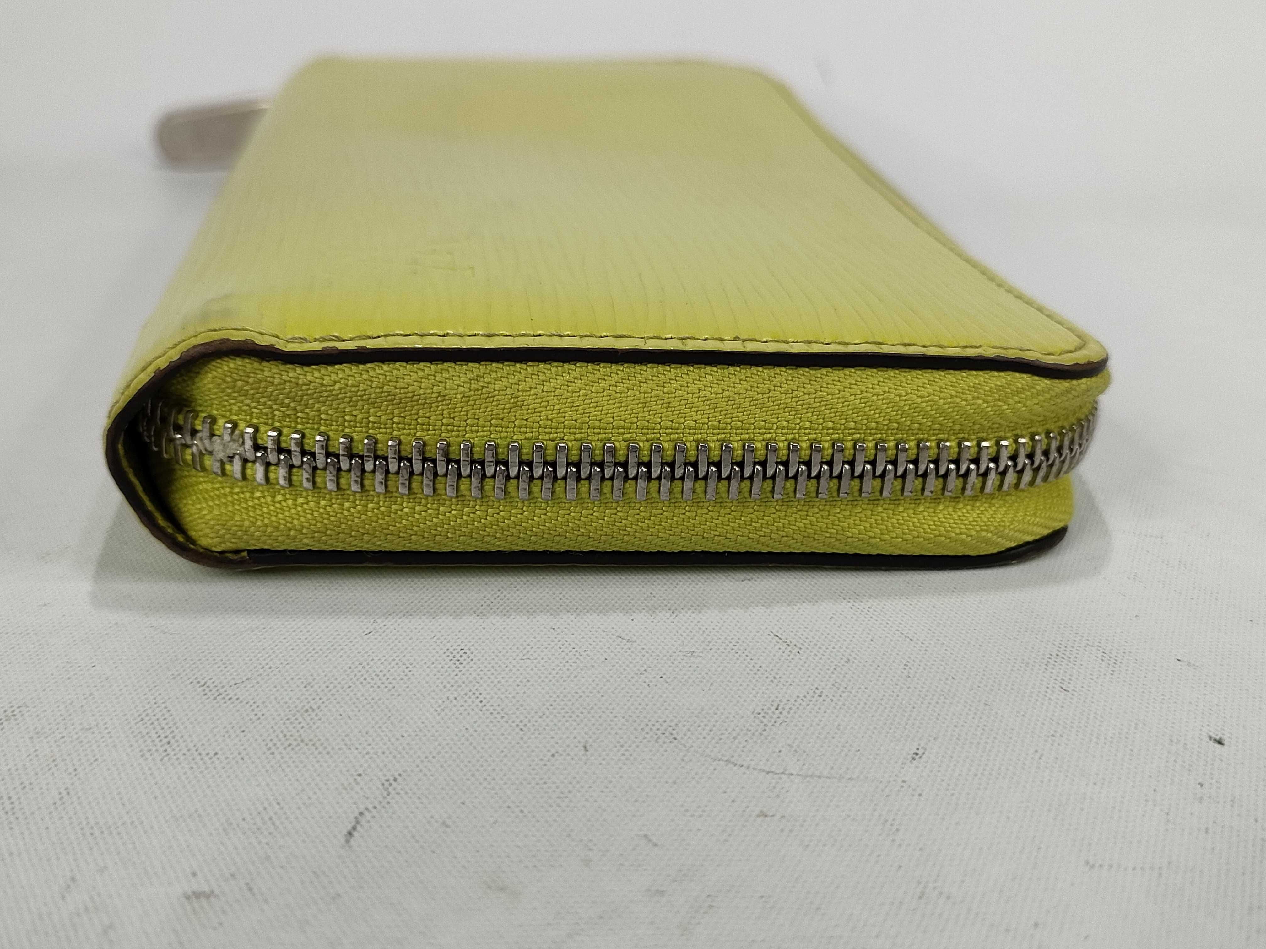 Epi Zippy Wallet — view 5