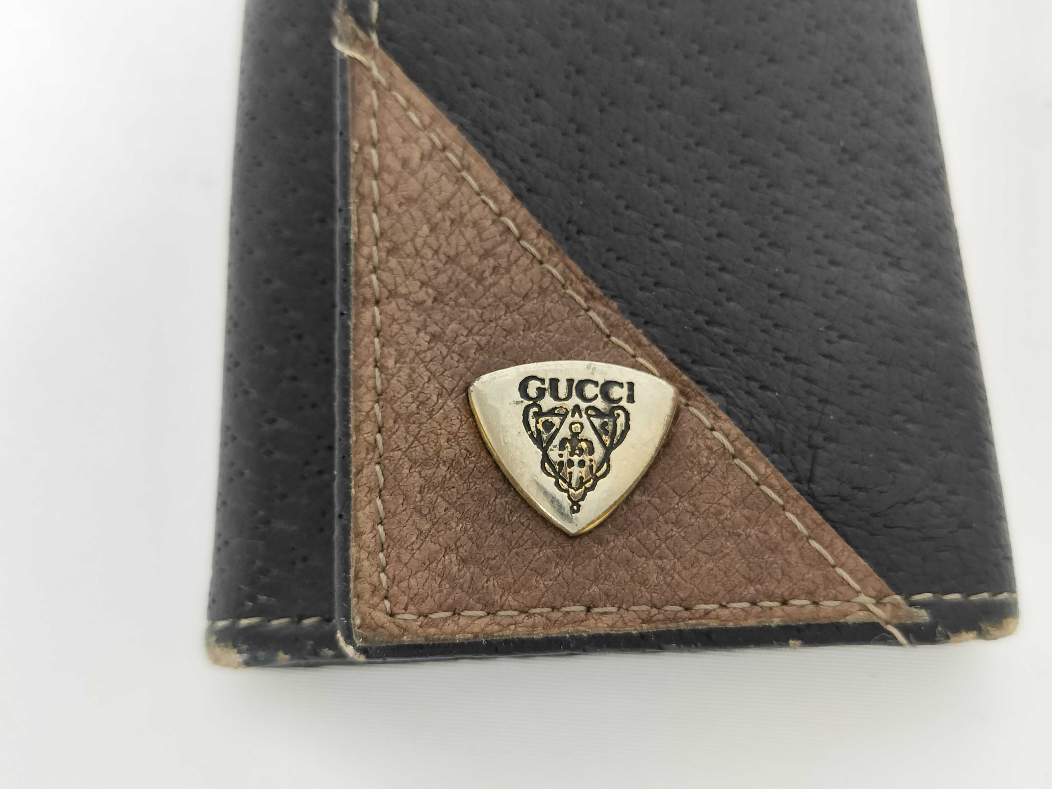 Old Key Case/Keychain — view 12