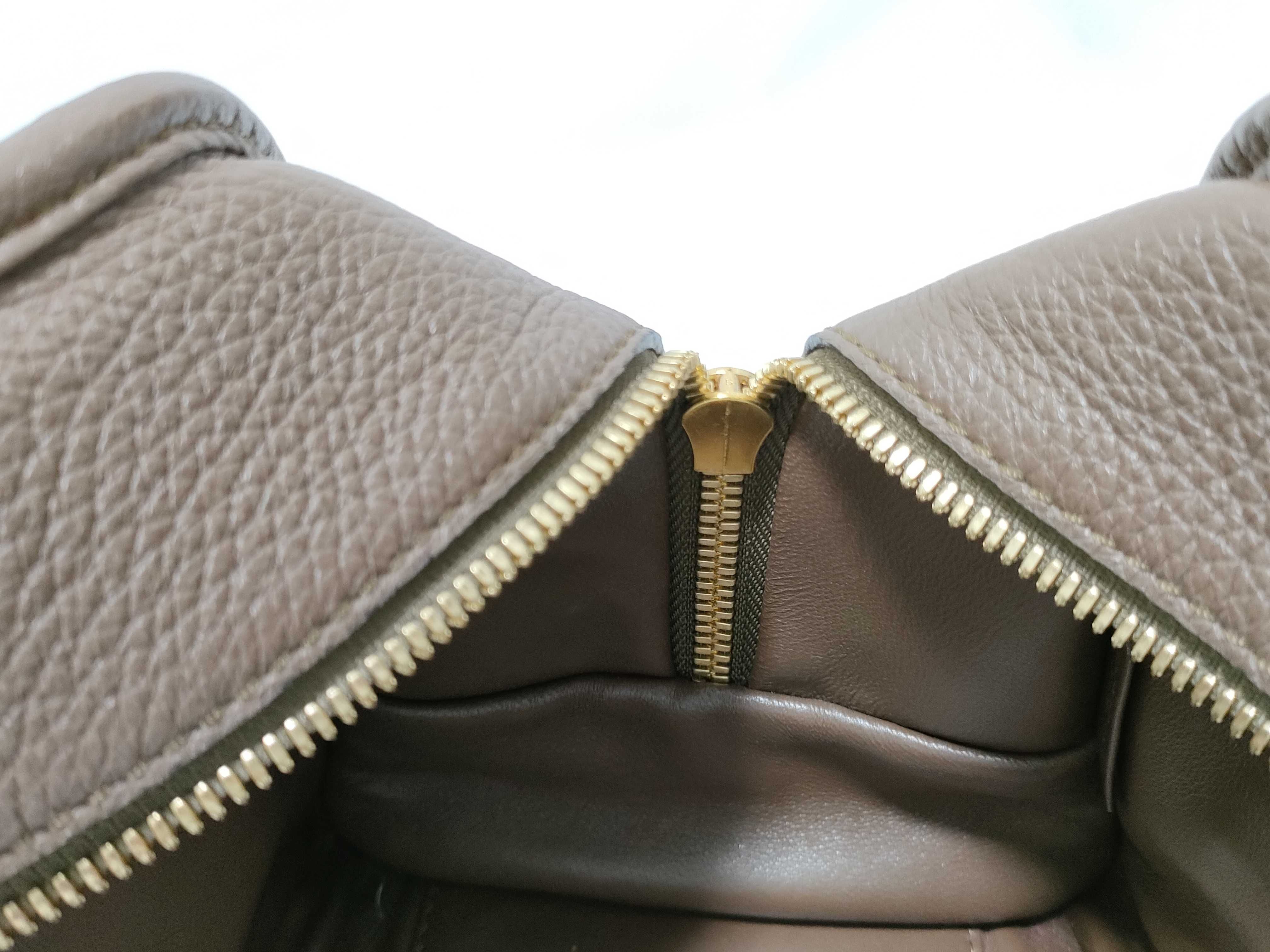 Amazona 36 Beige Handbag — view 9