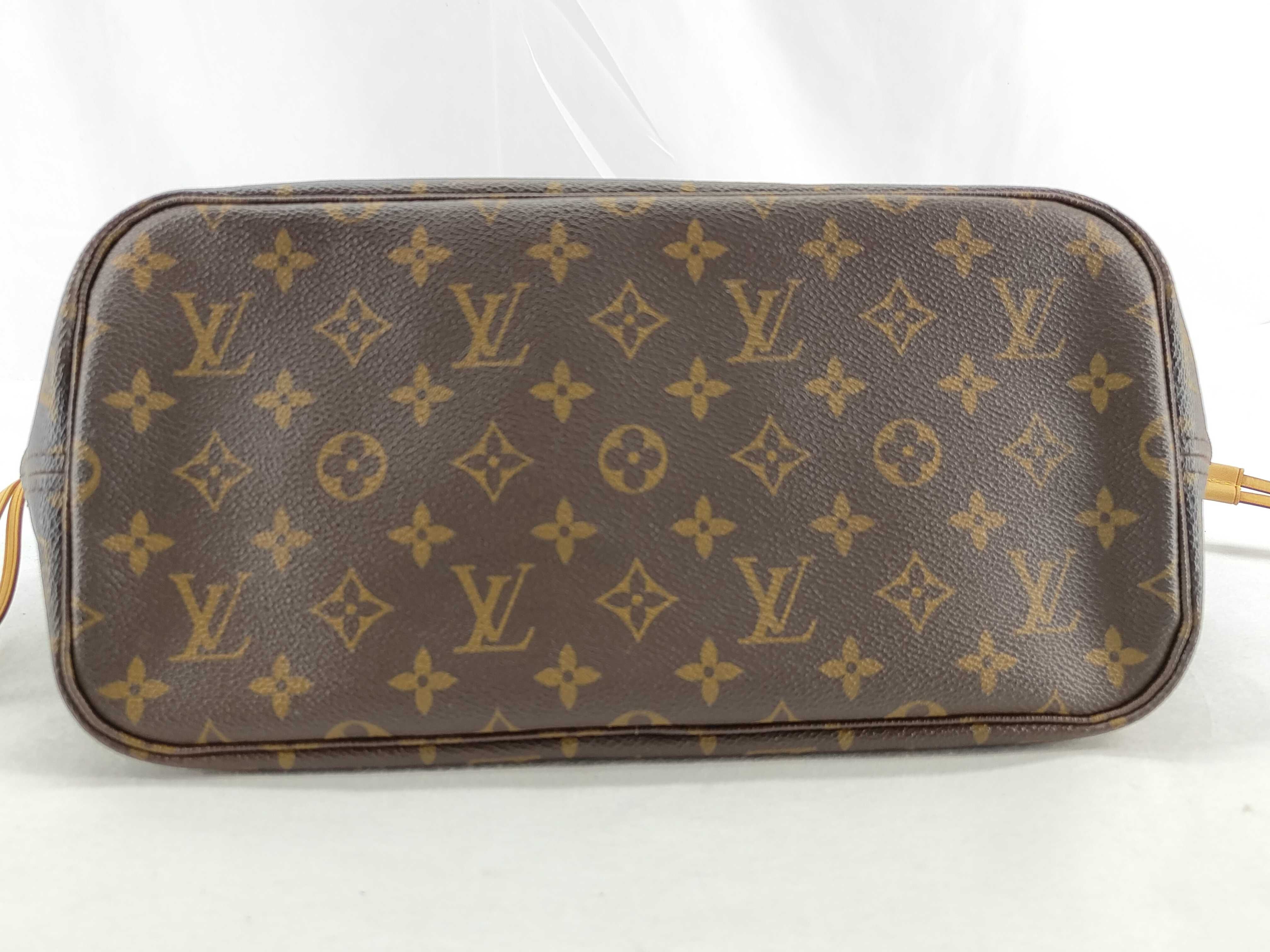 Monogram LV Neverfull MM M40156 Tote Bag — view 9