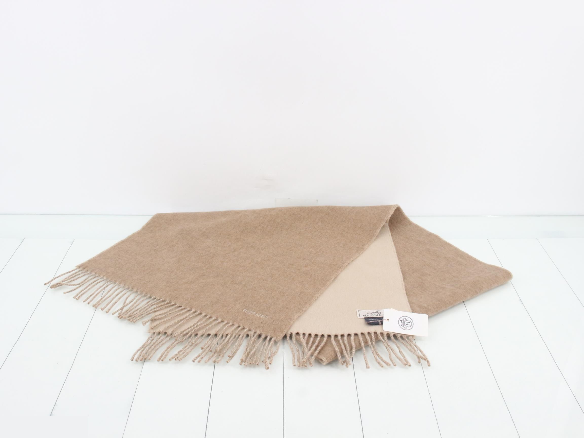 New with tags, Hermes scarf, 100% cashmere. — view 2