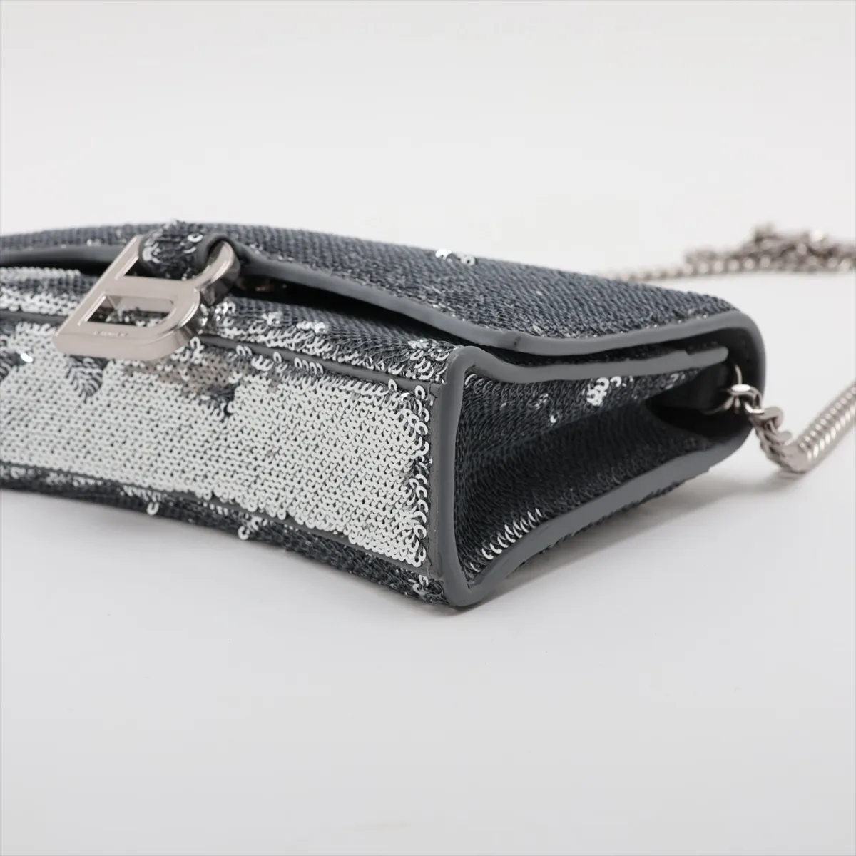 Hourglass 720349 Sequin x Leather Chain Shoulder Bag Silver Star Mark — view 3