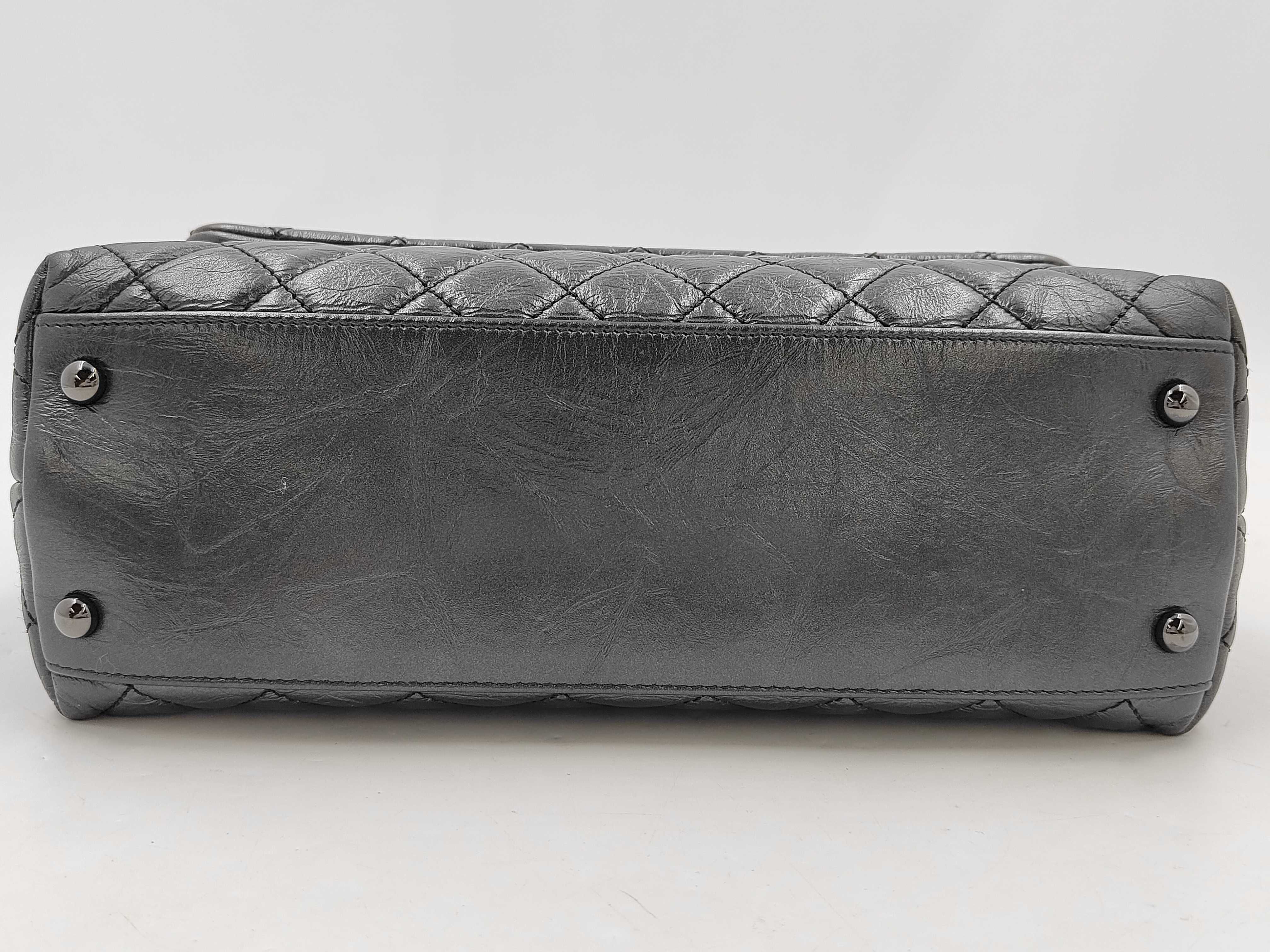 Coco Handle 29 S Vintage Calf 2-Way Handbag, So Black — view 8