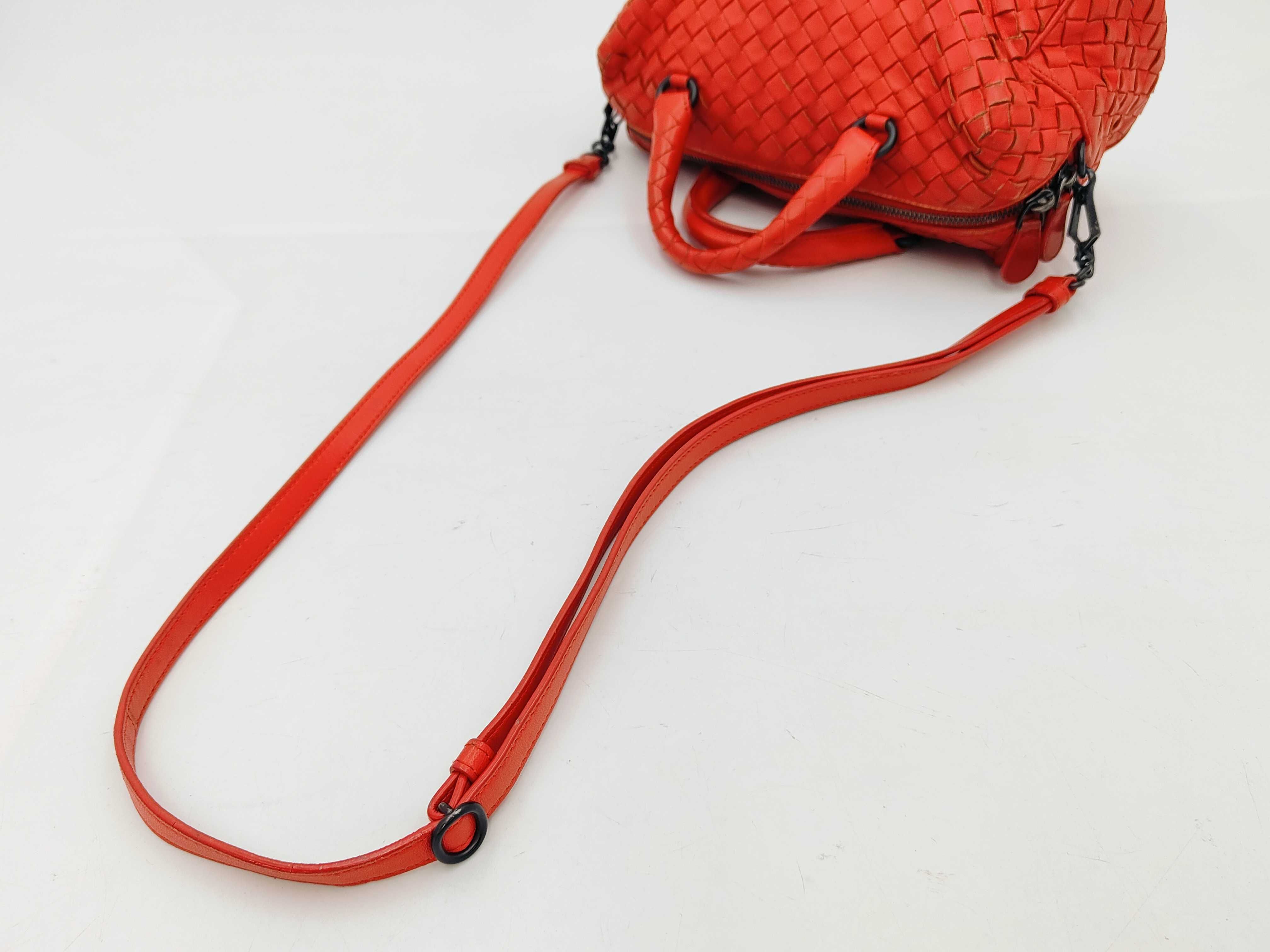 Intrecciato 2-Way Handbag — view 3