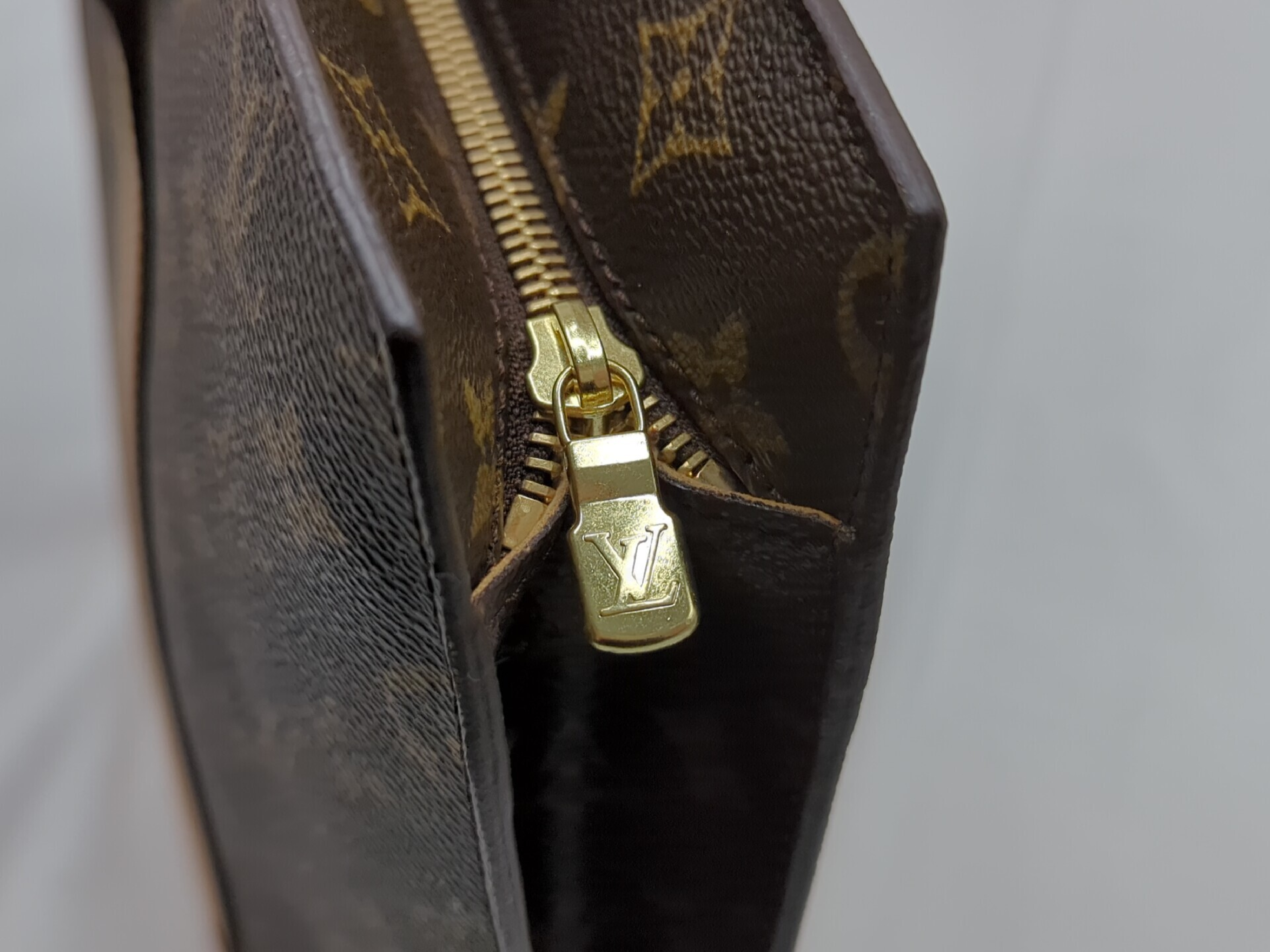 M51102 Monogram Babylon Handbag — view 9