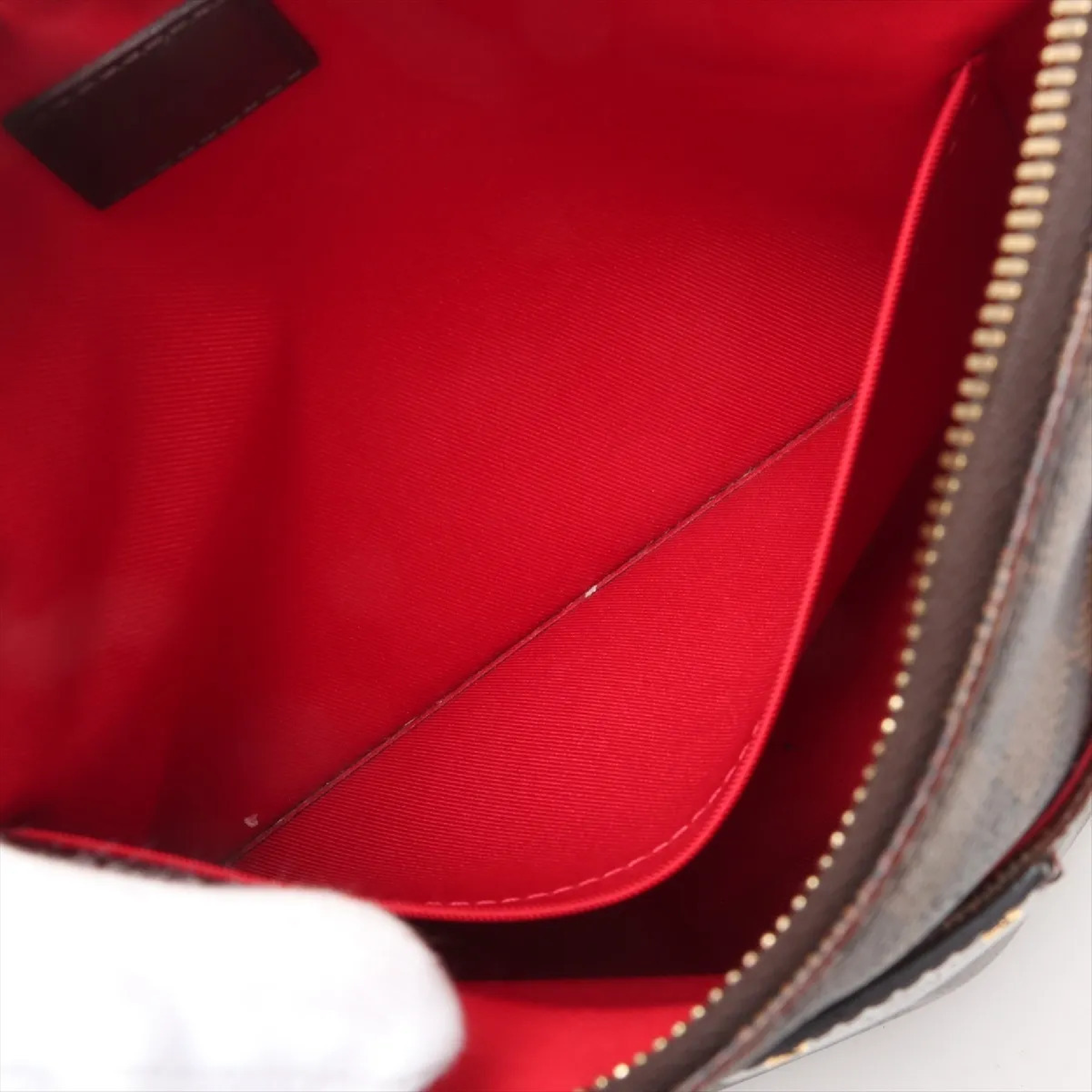 Damier Southbank N42230 DR4127 Shoulder Bag — view 7