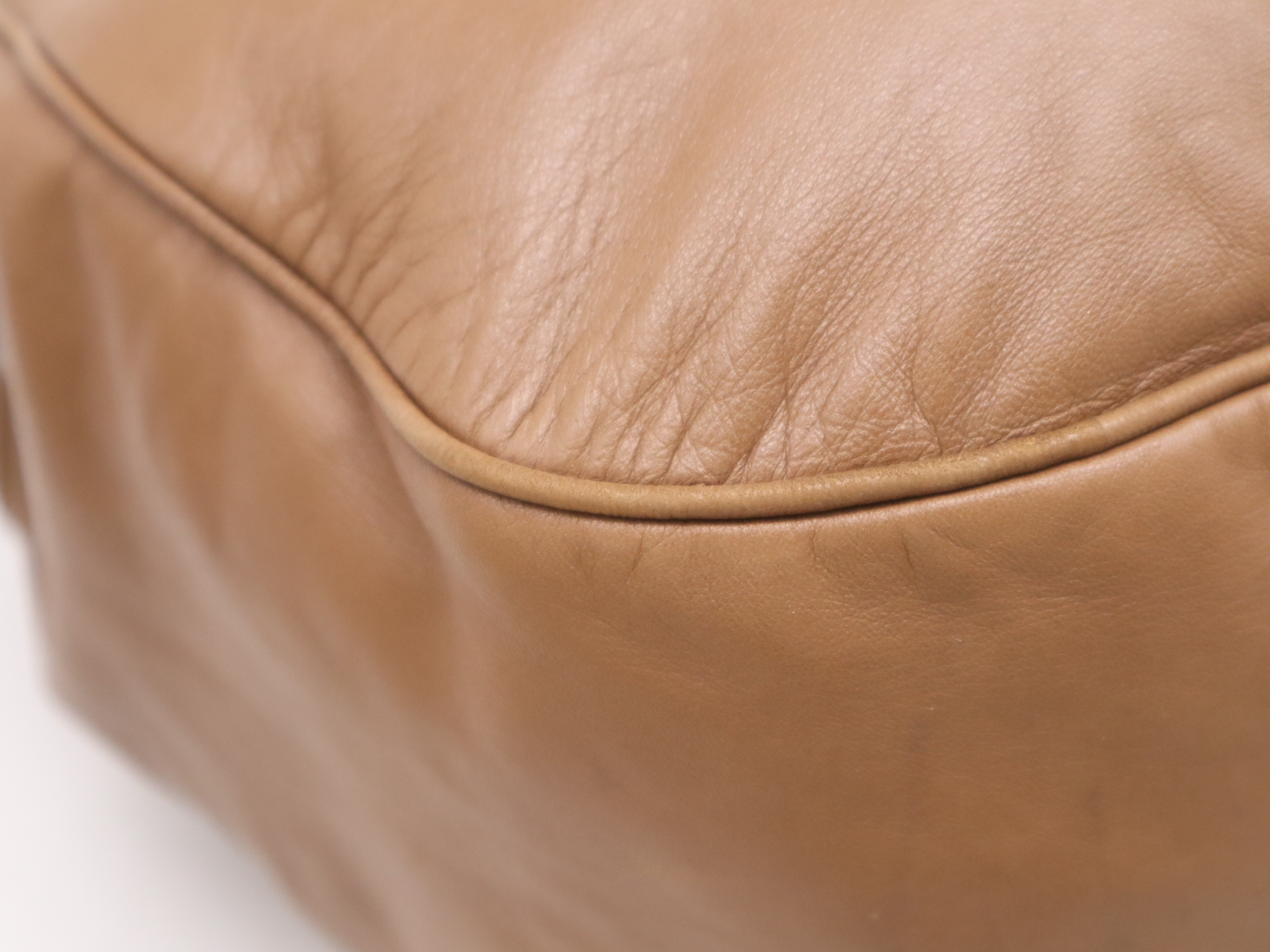 Leather Anagram Shoulder Bag Brown GD Metal Fittings Storage Bag Included Shoulder Bag — view 10