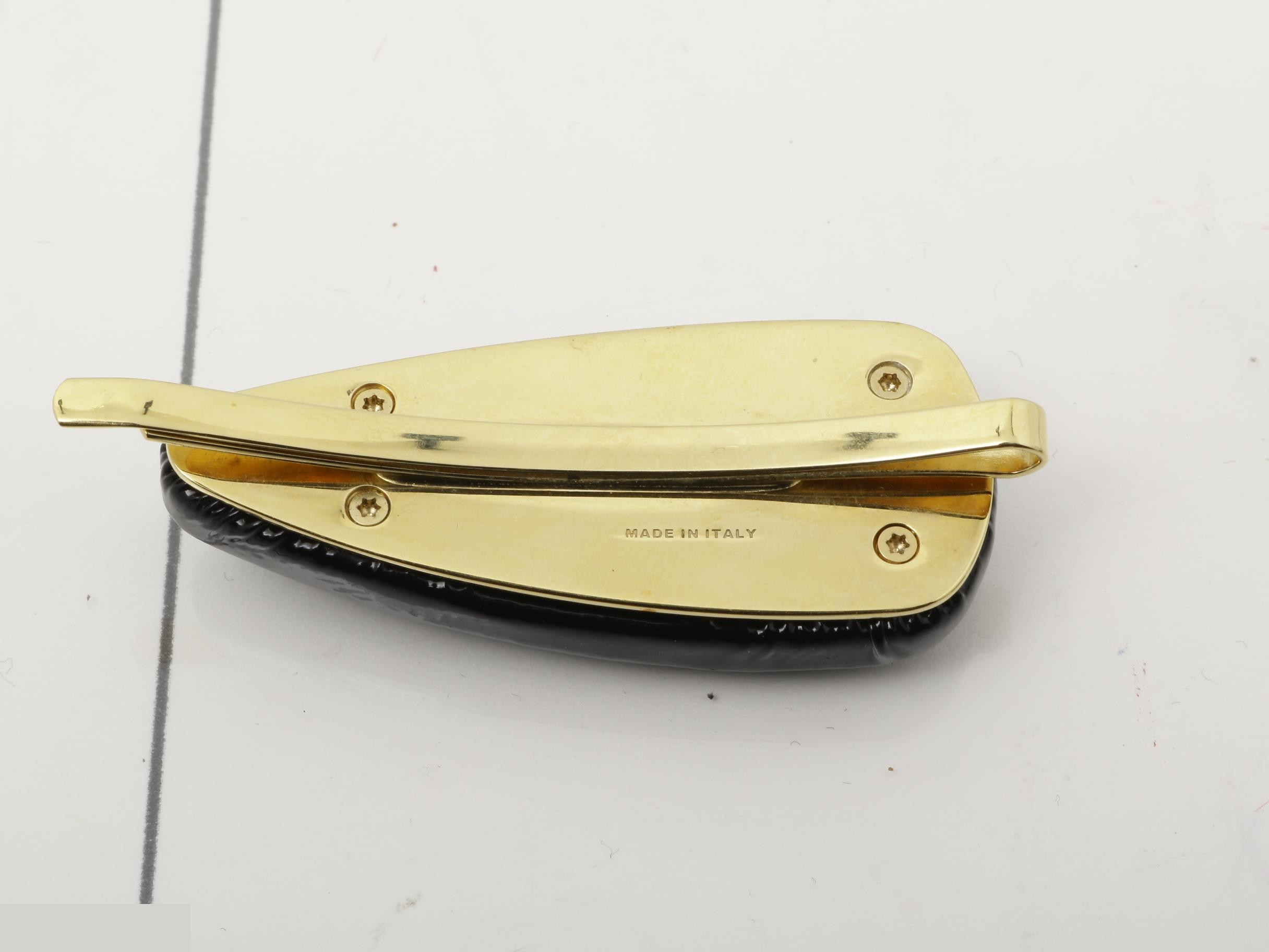 Hairpin, black, patent leather — view 2