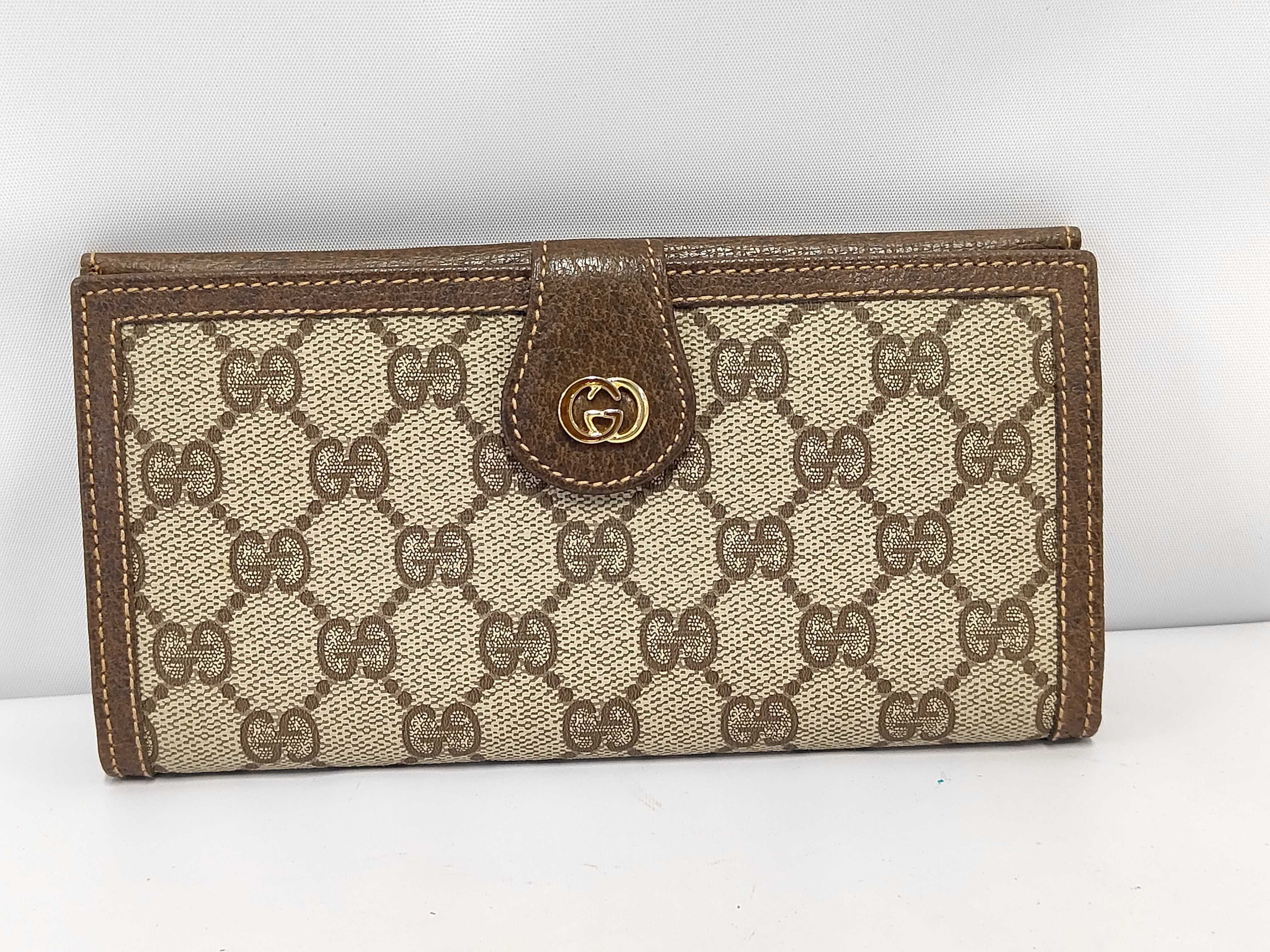 C. GG Canvas Long Wallet