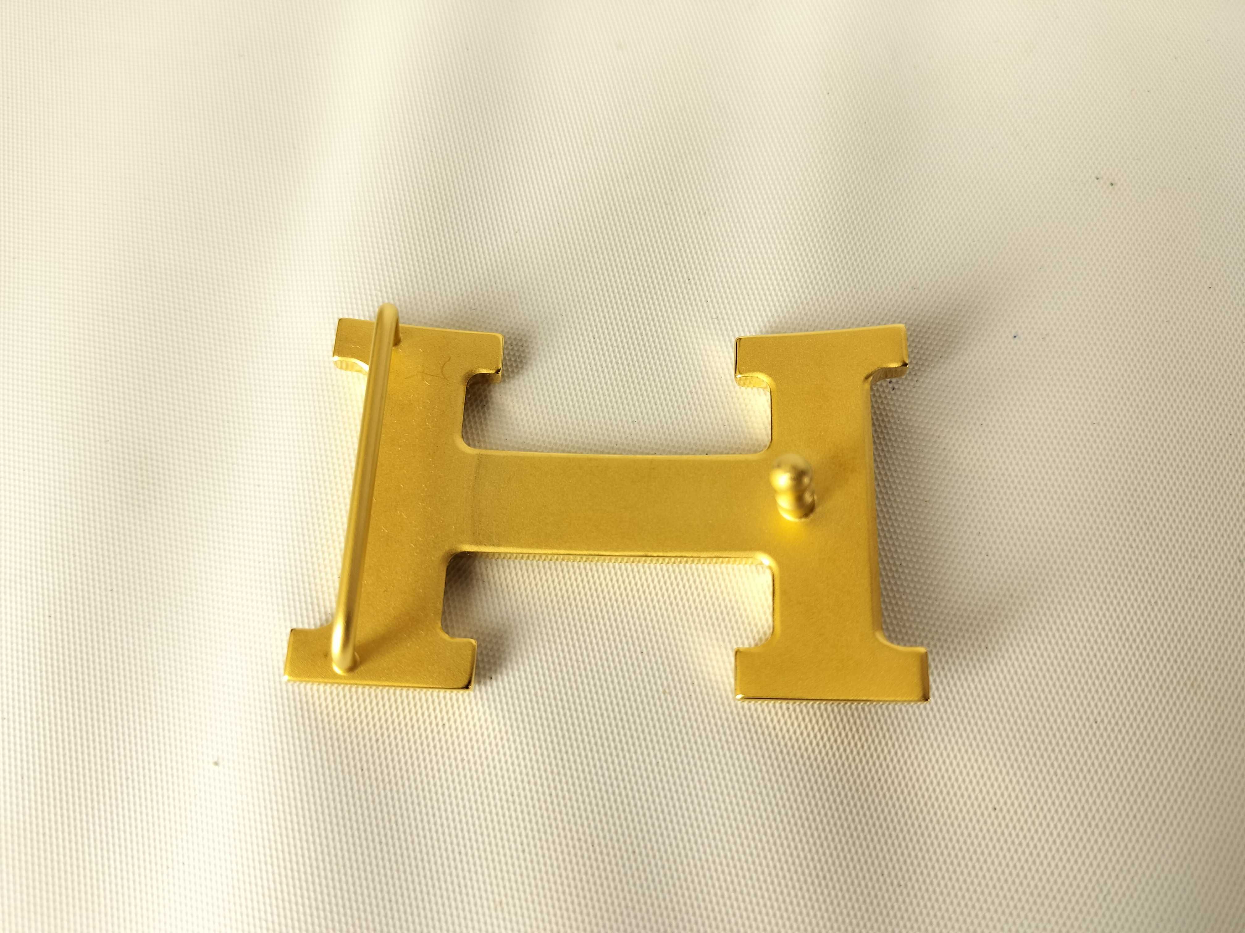 Constance Gold M Stamp Belt — view 9