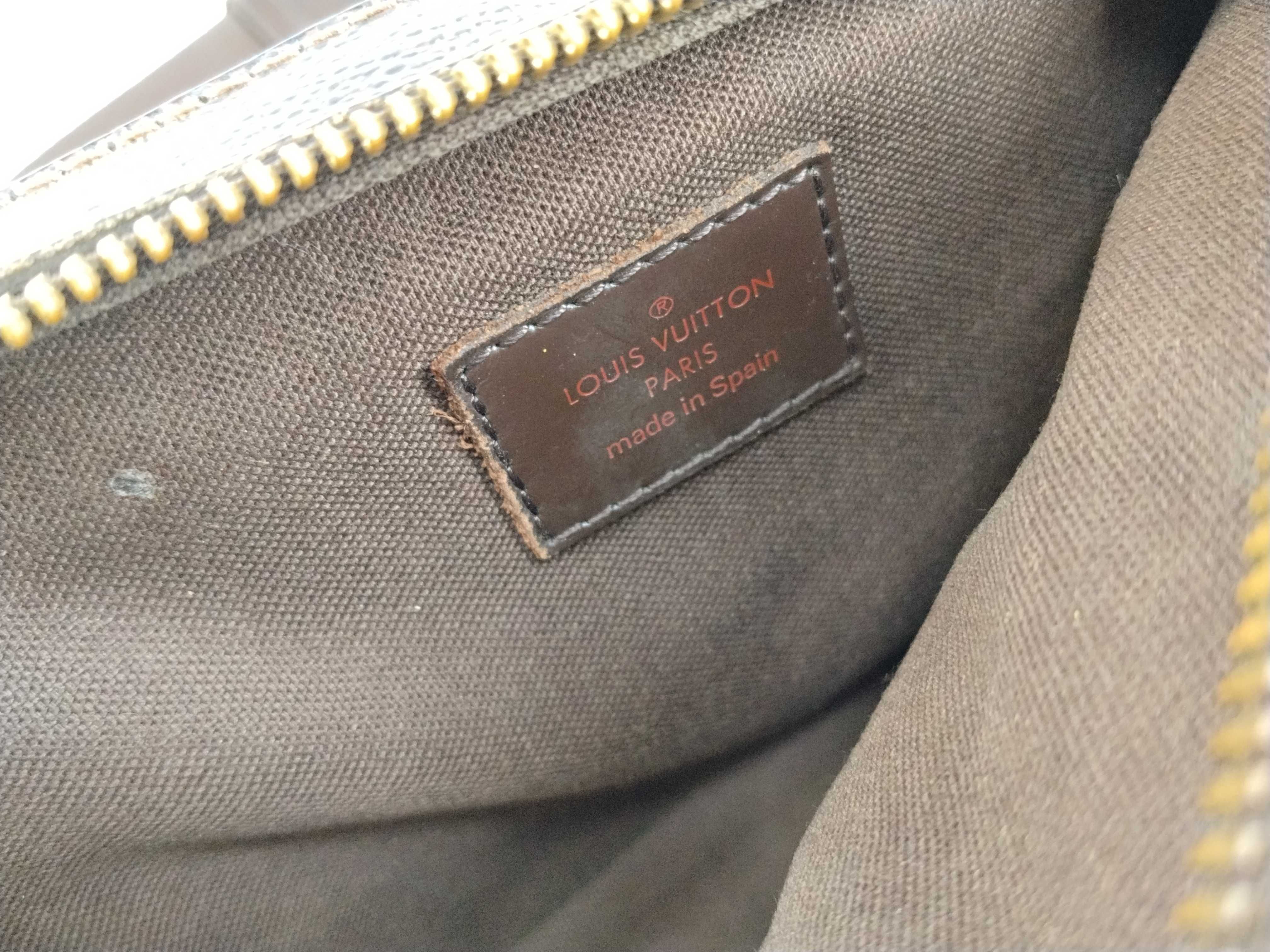 Damier Louis Vuitton Geronimos Damier Shoulder Bag — view 11