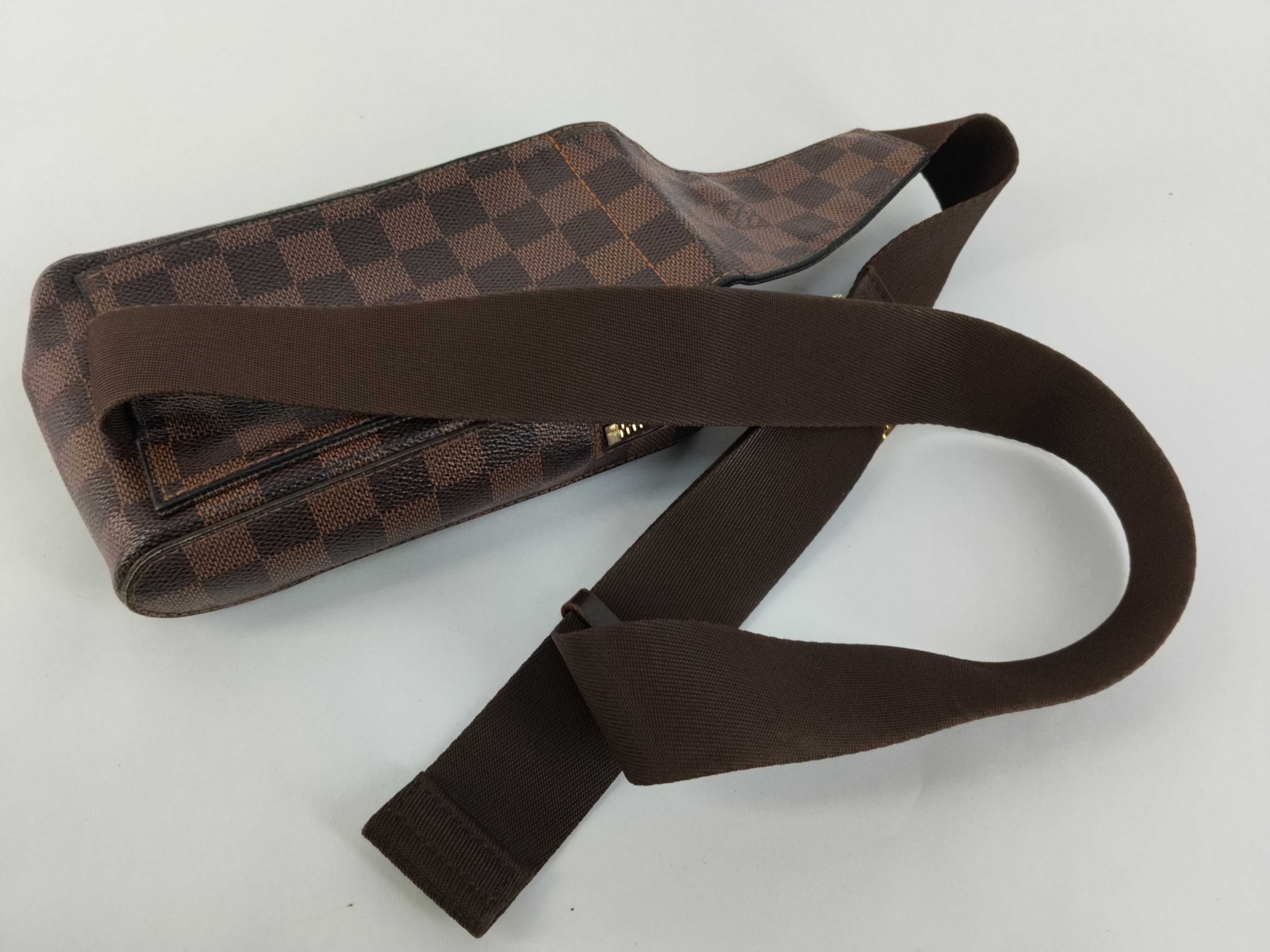 Damier Louis Vuitton Geronimos Damier Shoulder Bag — view 3
