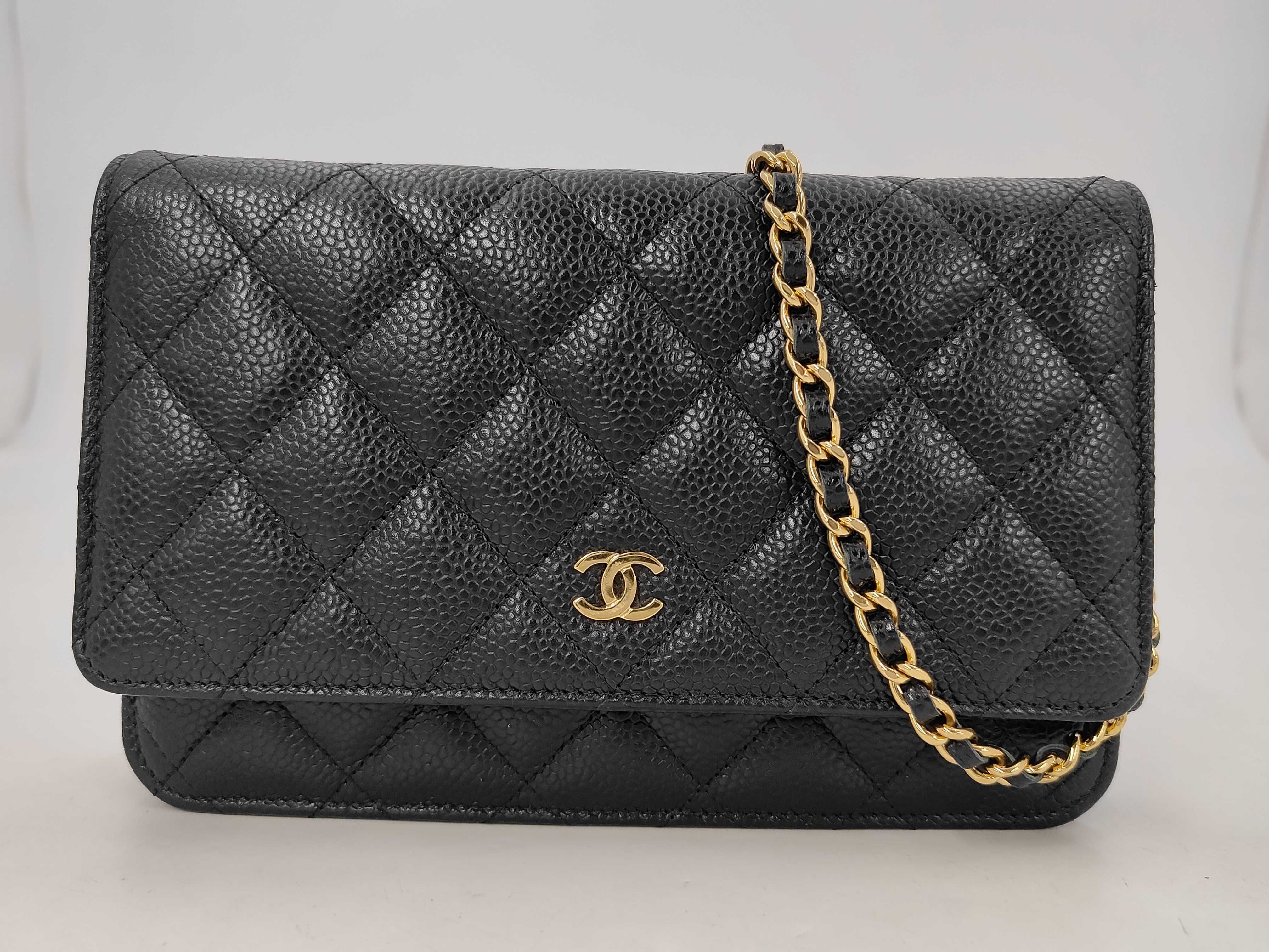 Matelassé Chain Wallet, Caviar Leather, Black with Gold Hardware, 29663067 Shoulder Bag