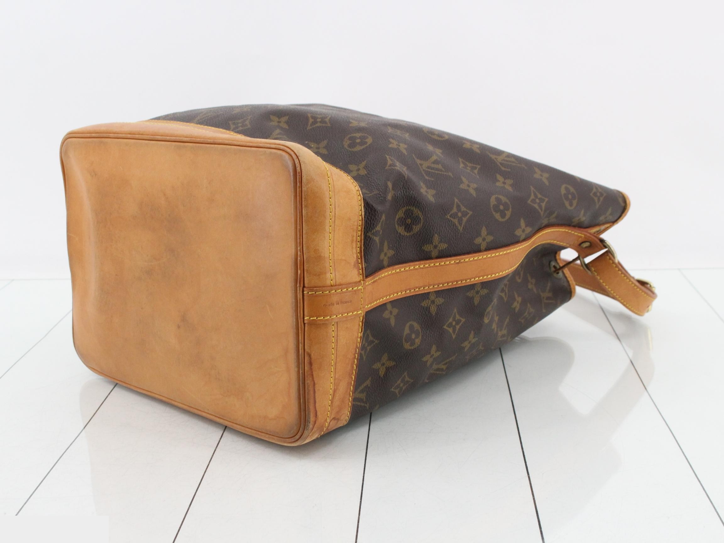 Noe Monogram Shoulder Bag — view 6
