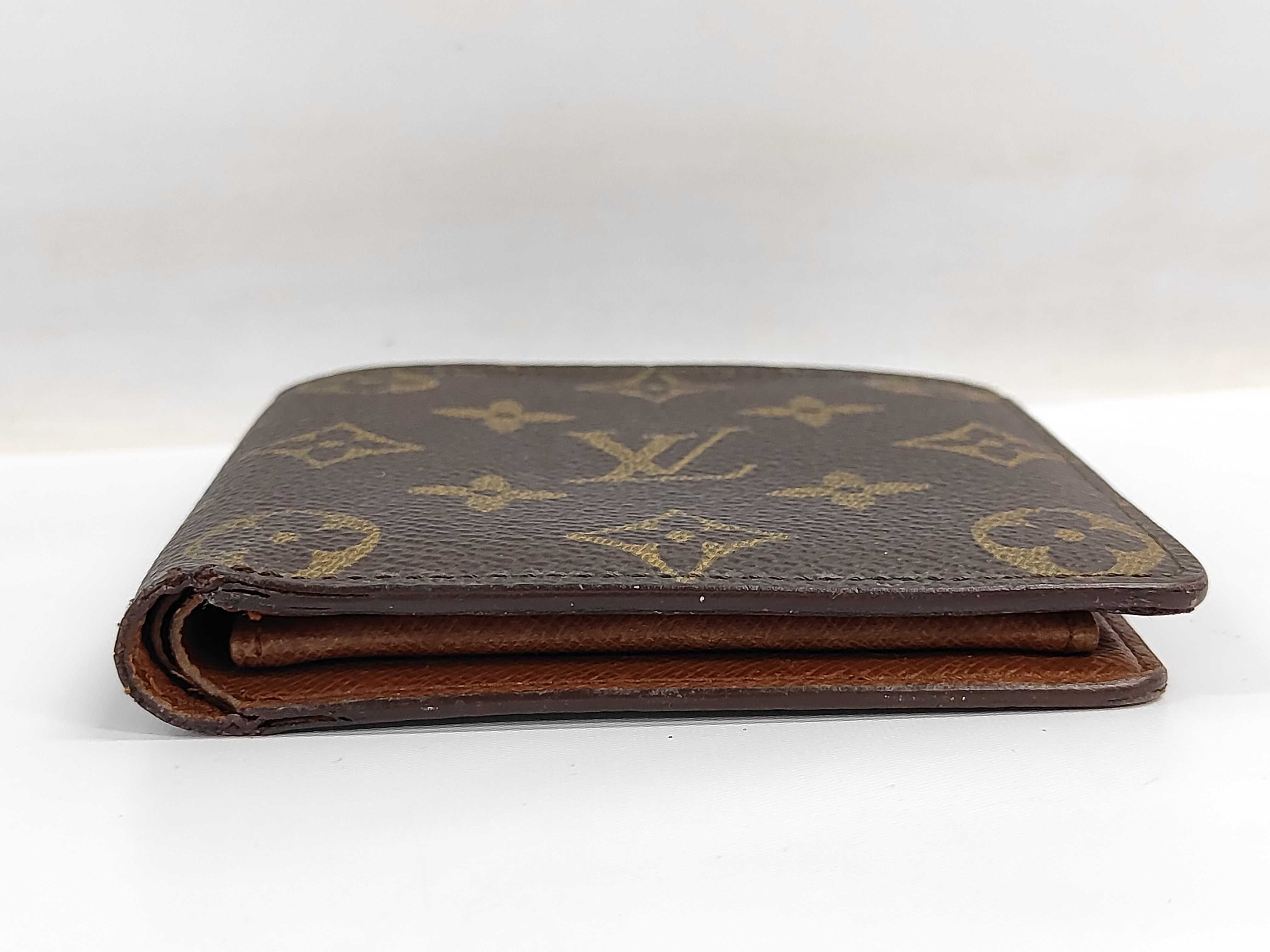 bi-fold wallet — view 3