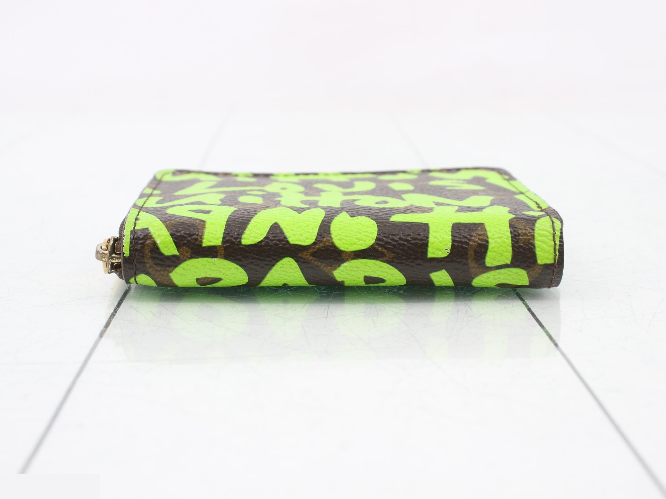 Zippy Coin Purse Monogram Graffiti — view 3