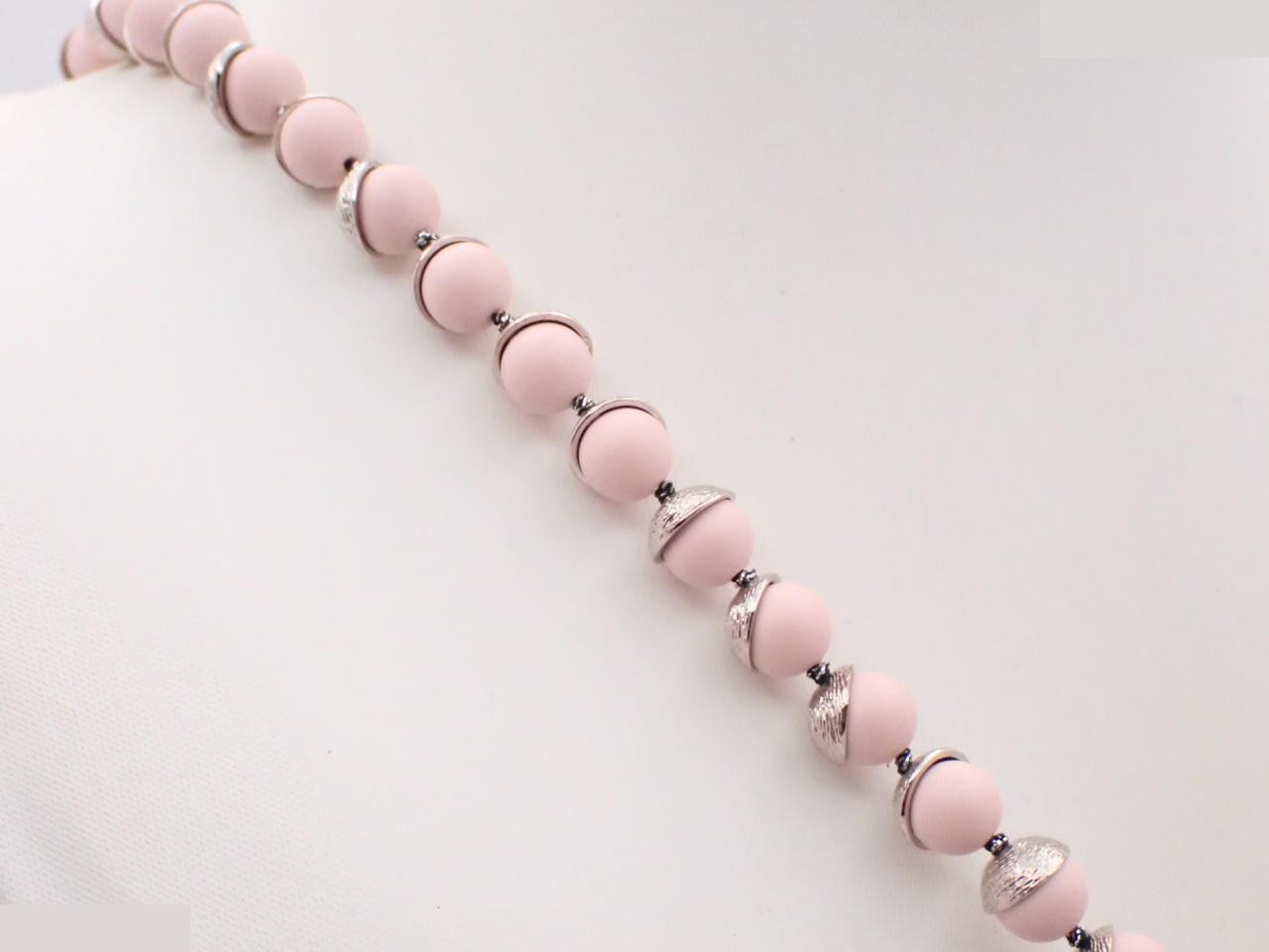 Other lines: Precious metals, pink ribbon necklaces and pendants. — view 2