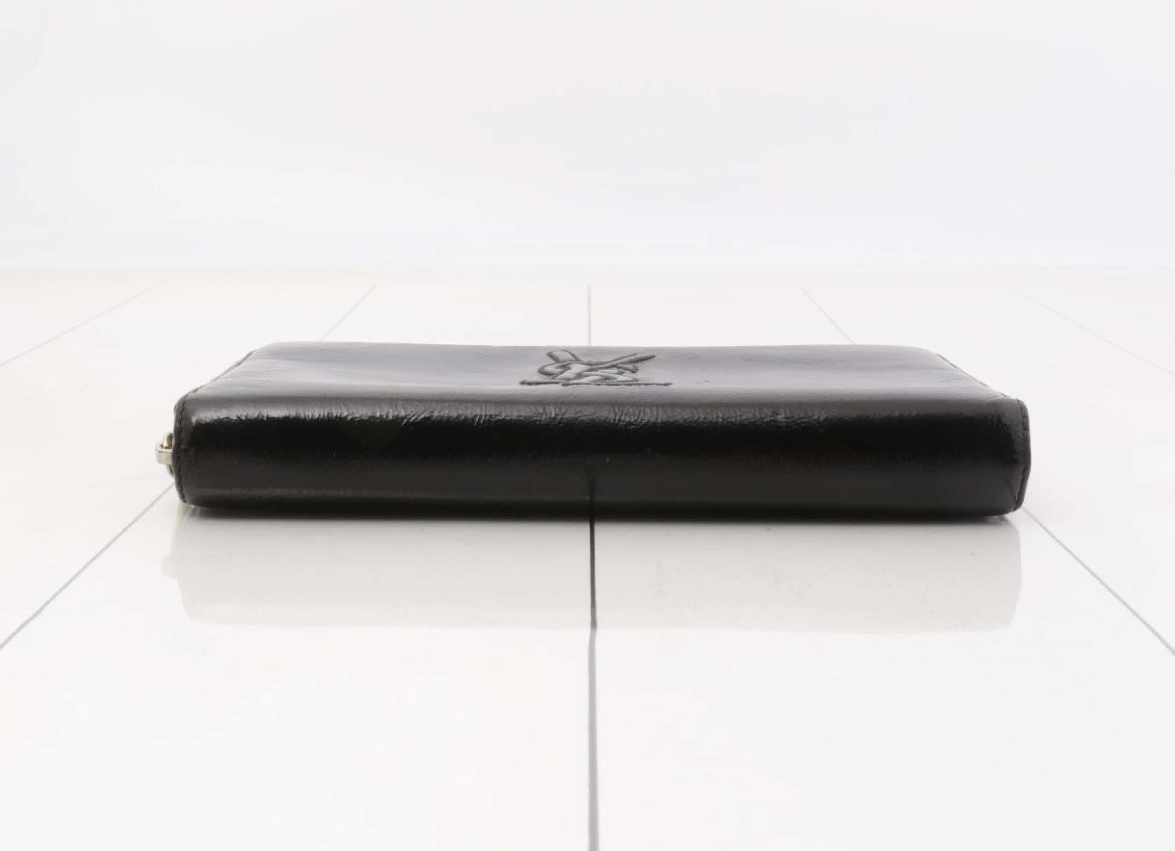 Round Zip Wallet — view 3