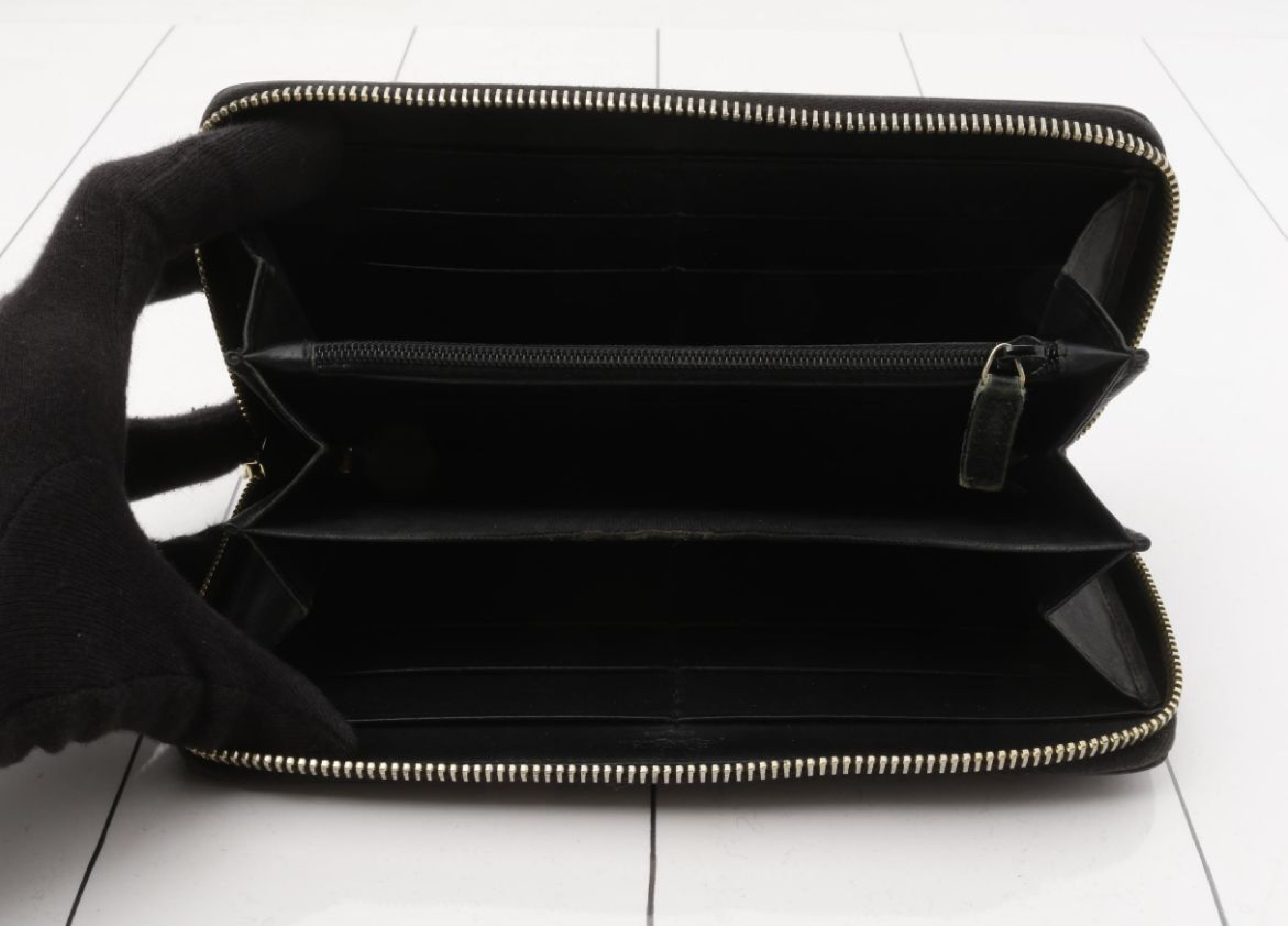 Round Zip Wallet — view 5