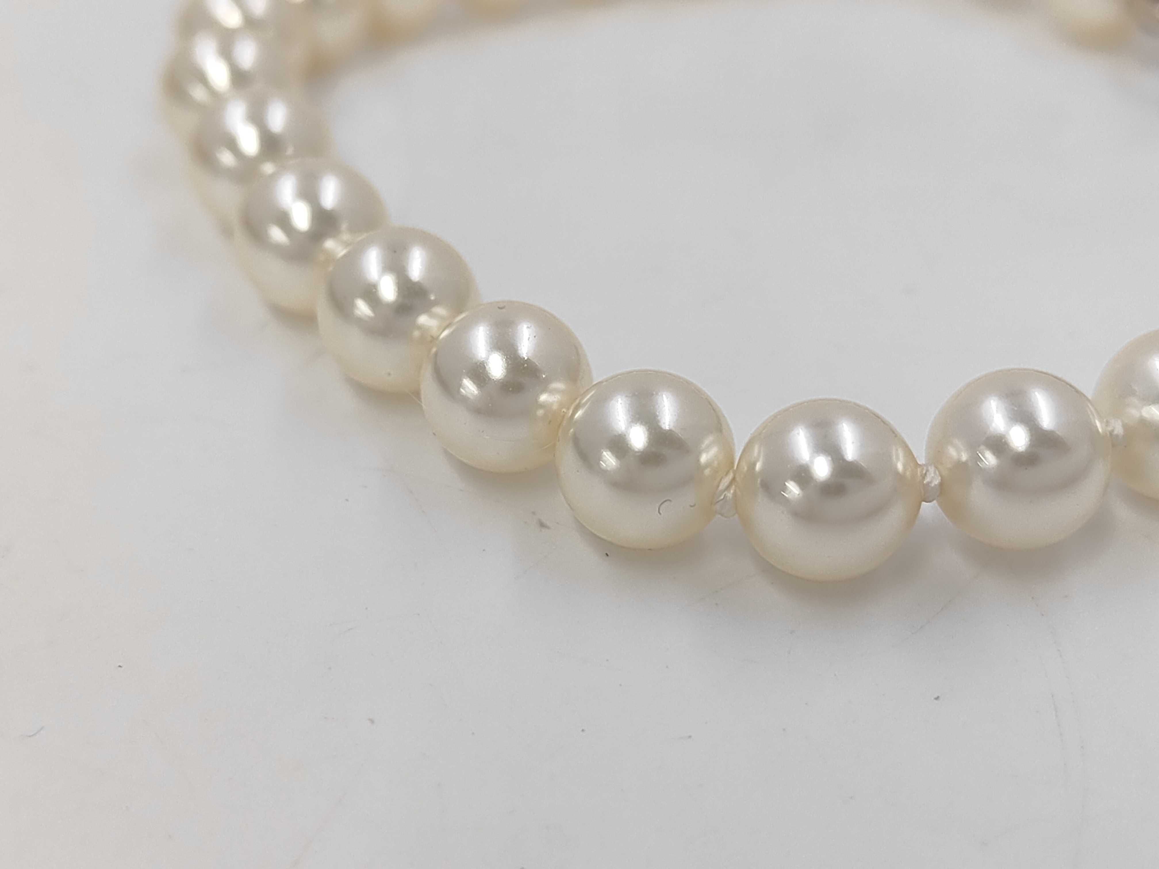 Bracelet/Bangle with Gold Plated Hardware and Faux Pearls (B17B) — view 5